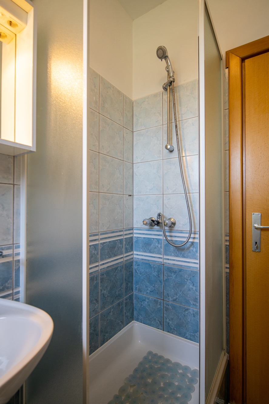 One bedroom apartment with terrace and sea view Pašman  A-c