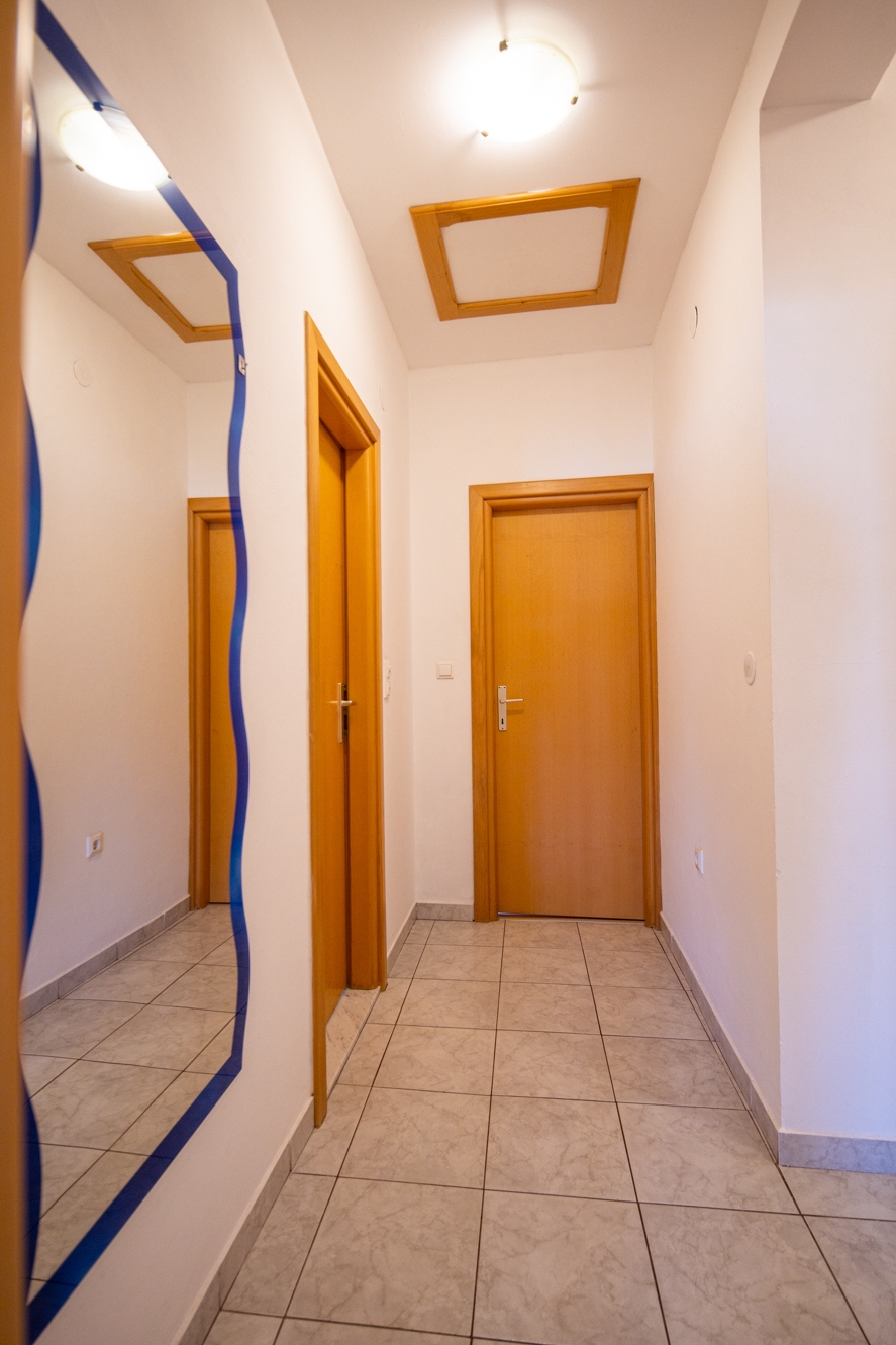 One bedroom apartment with terrace and sea view Pašman  A-c