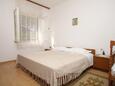 Спальня 1 Kukljica, Спальня 1 в размещении типа apartment, WiFi.