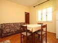 Jídelna Ugljan, Jídelna v ubytování typu apartment, WiFi.