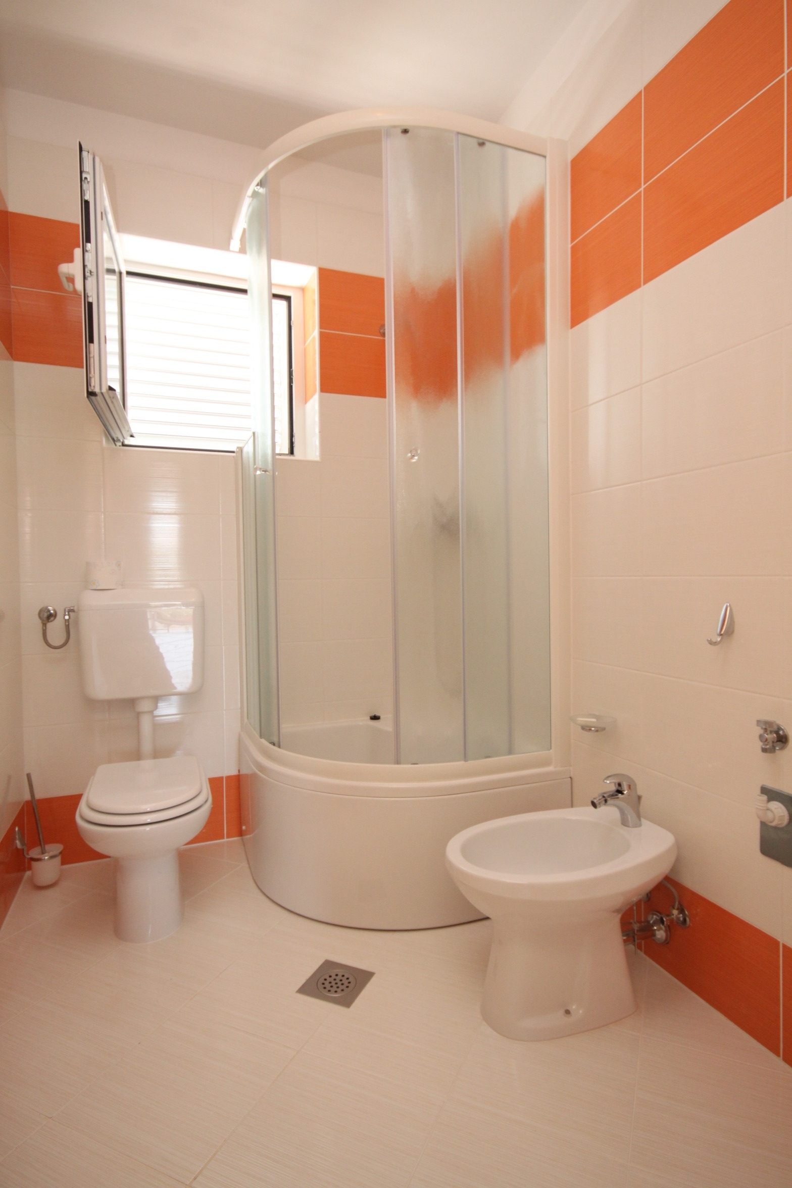 Two bedroom apartment near beach Ugljan  A-b