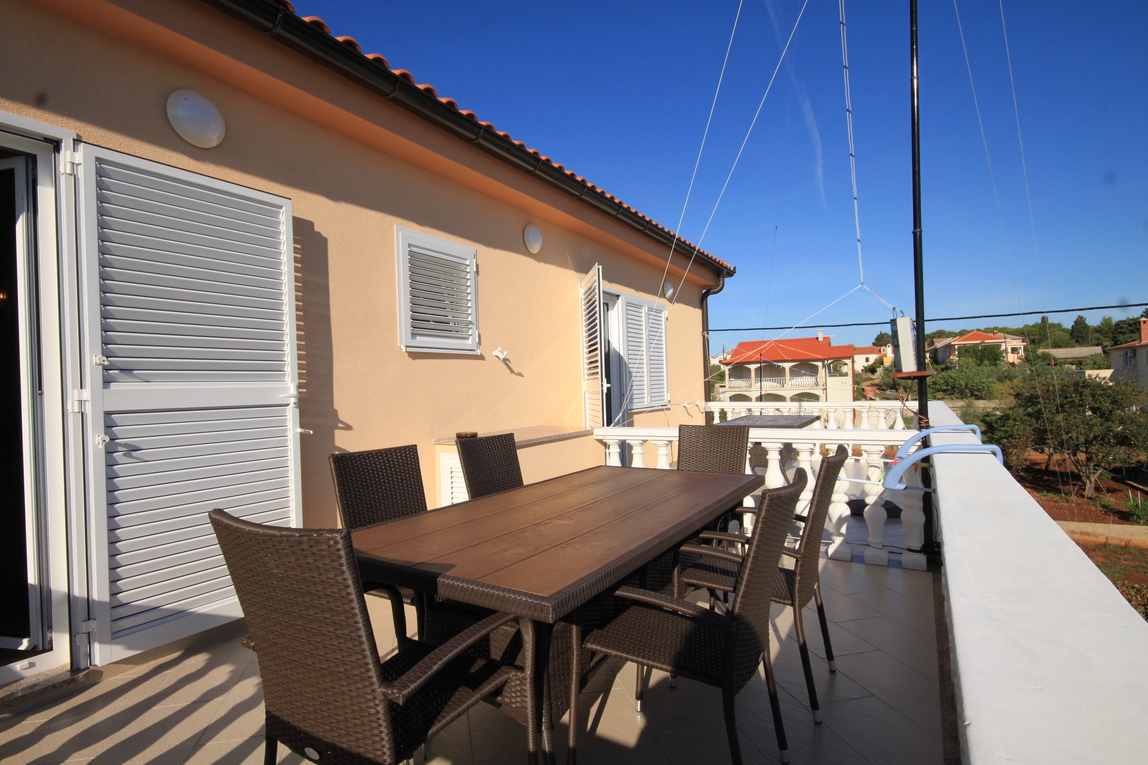 Two bedroom apartment near beach Ugljan  A-c