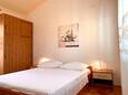 Ložnice 1 Kukljica, Ložnice 1 v ubytování typu apartment, WiFi.
