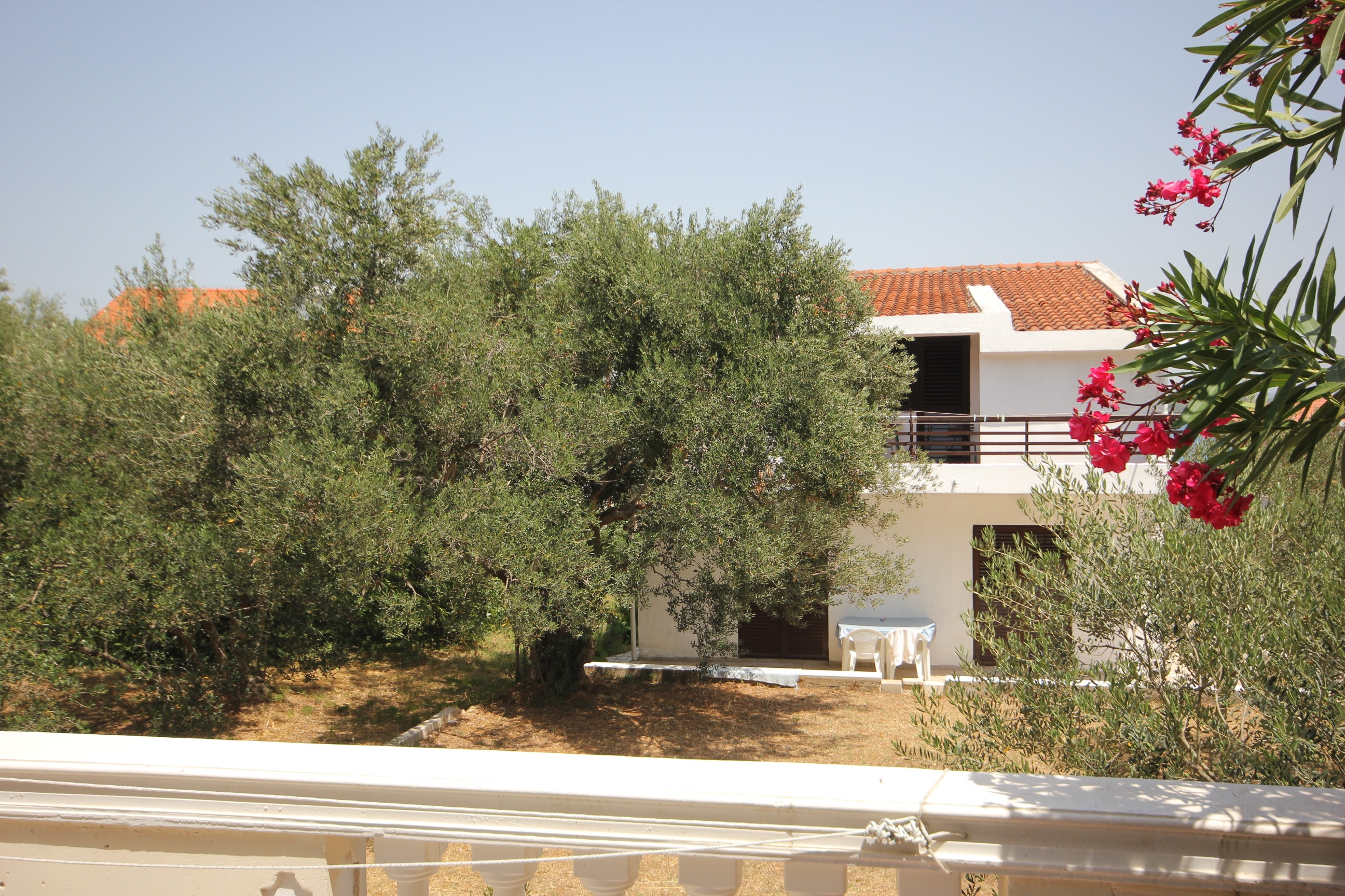 Two bedroom apartment near beach Tkon, Pašman (A-8297-a)