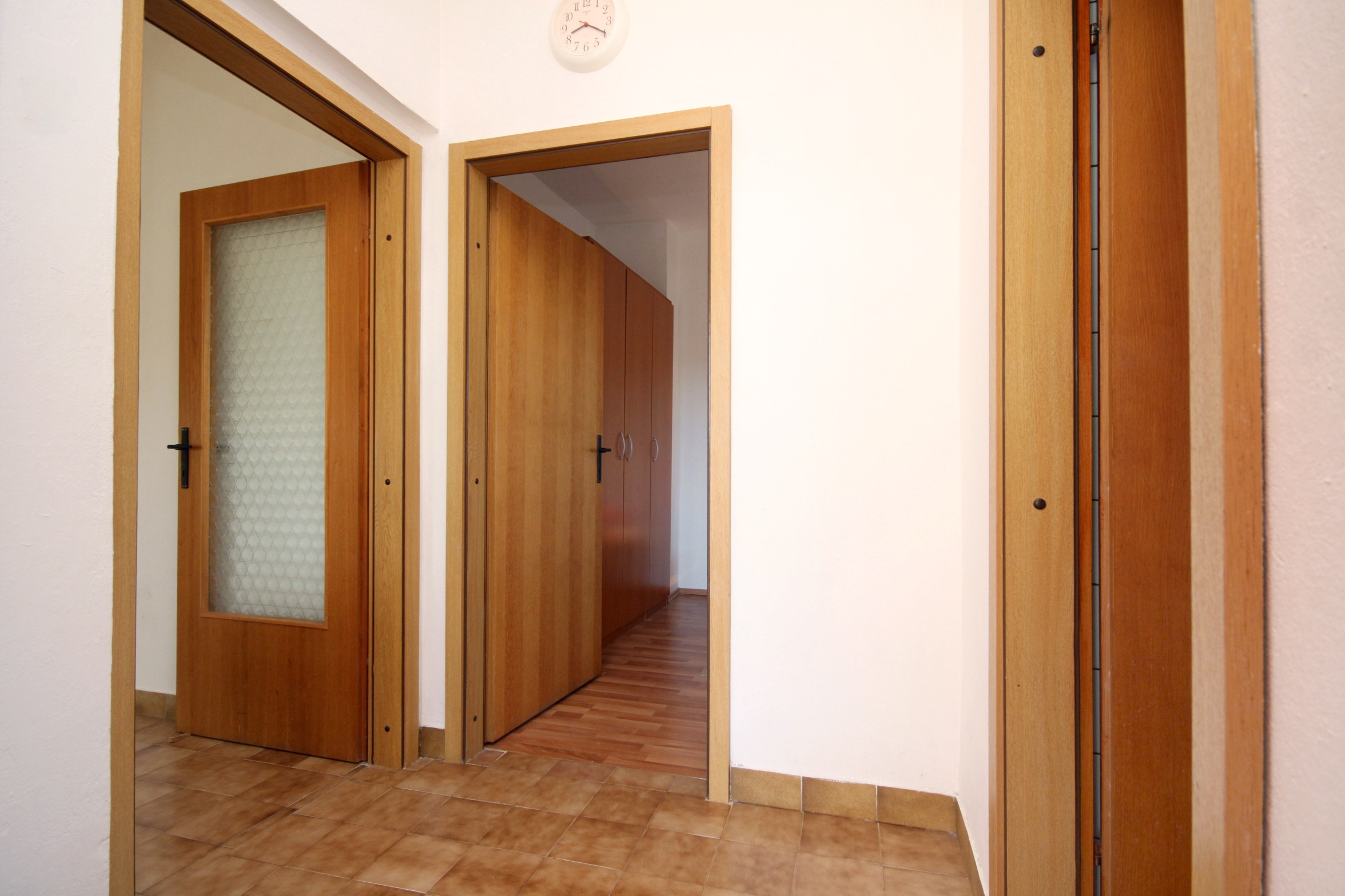 Two bedroom apartment with terrace Ugljan  A-a