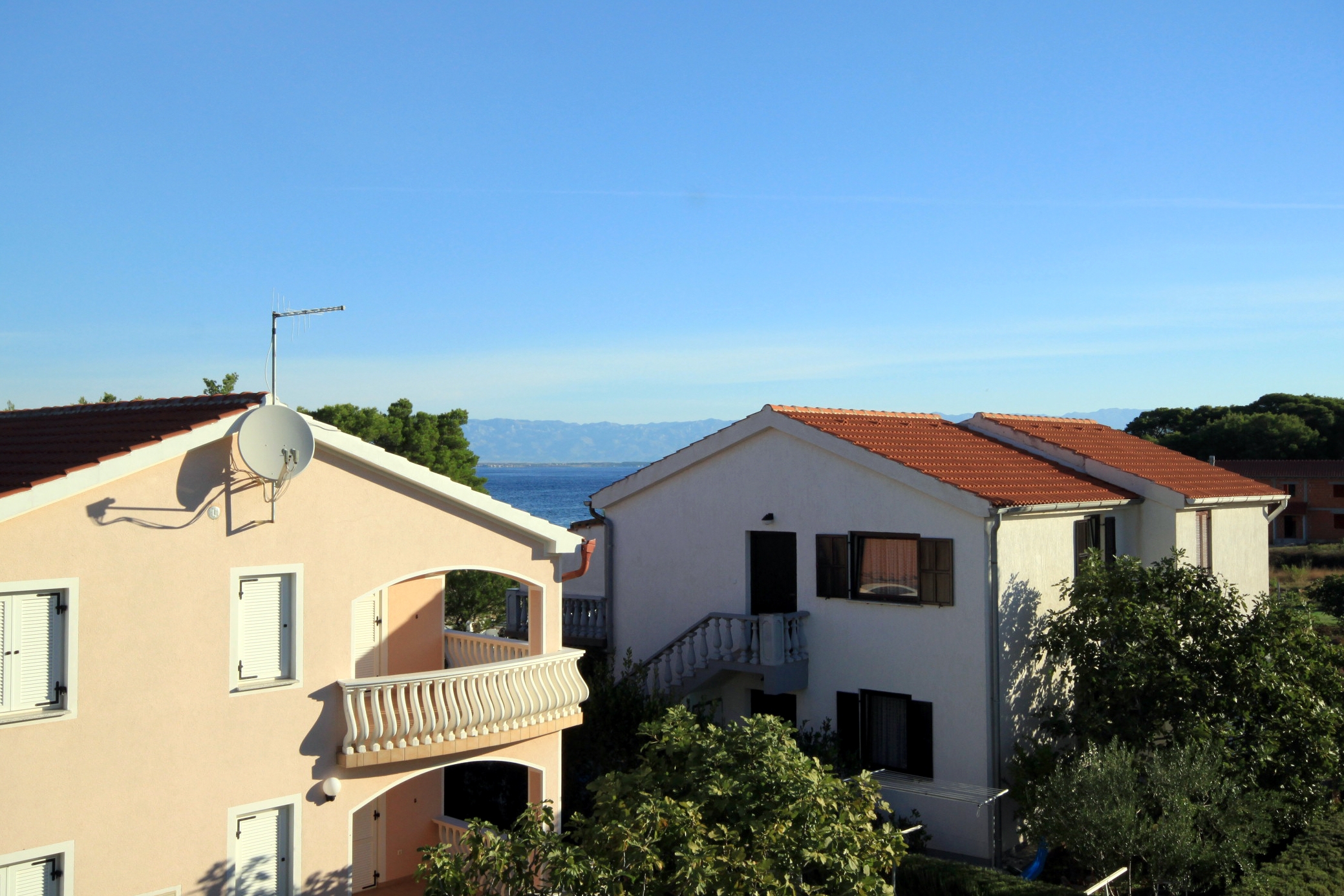 Two bedroom apartment with terrace Ugljan  A-a