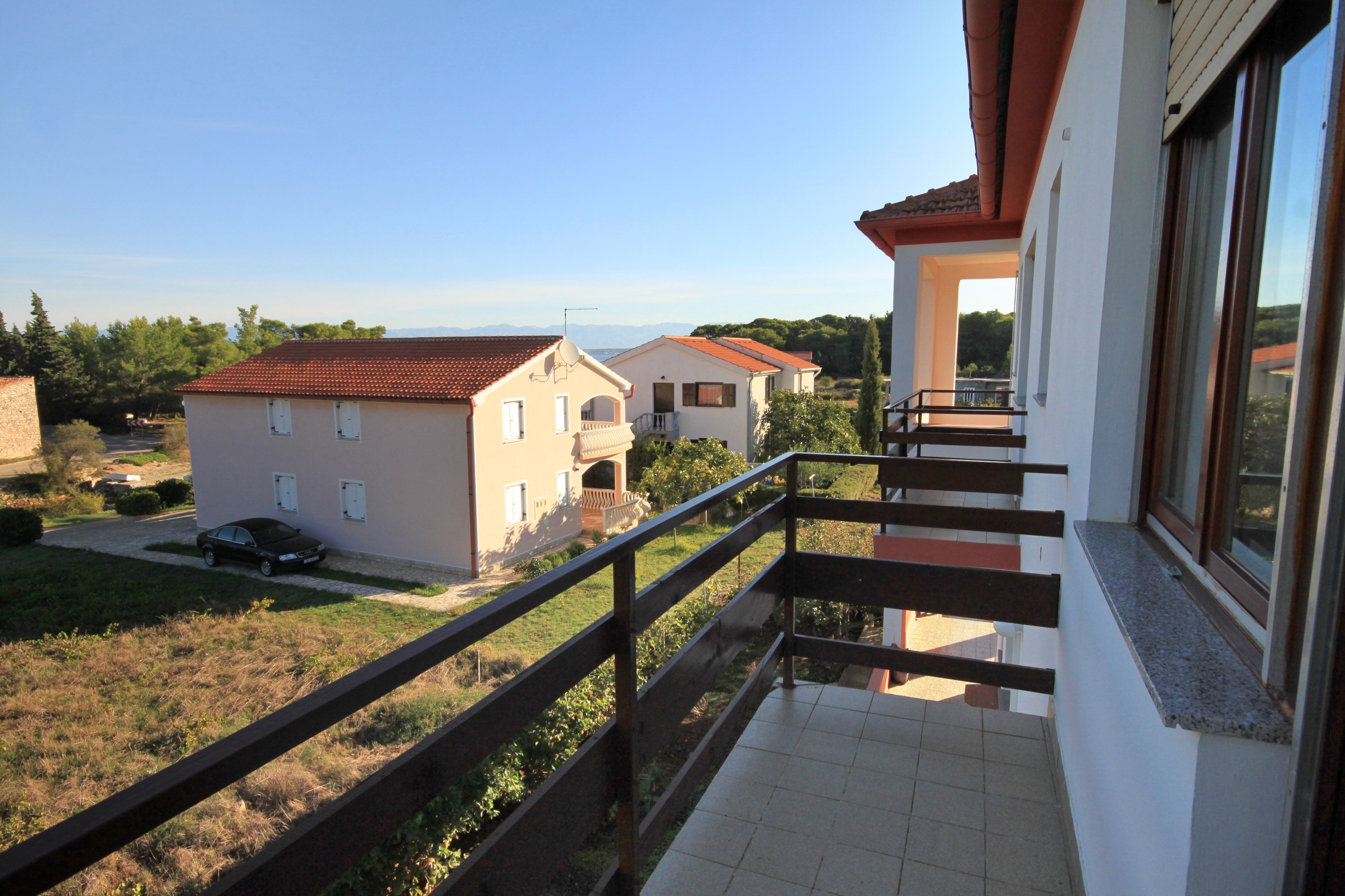 Two bedroom apartment with terrace Ugljan  A-b