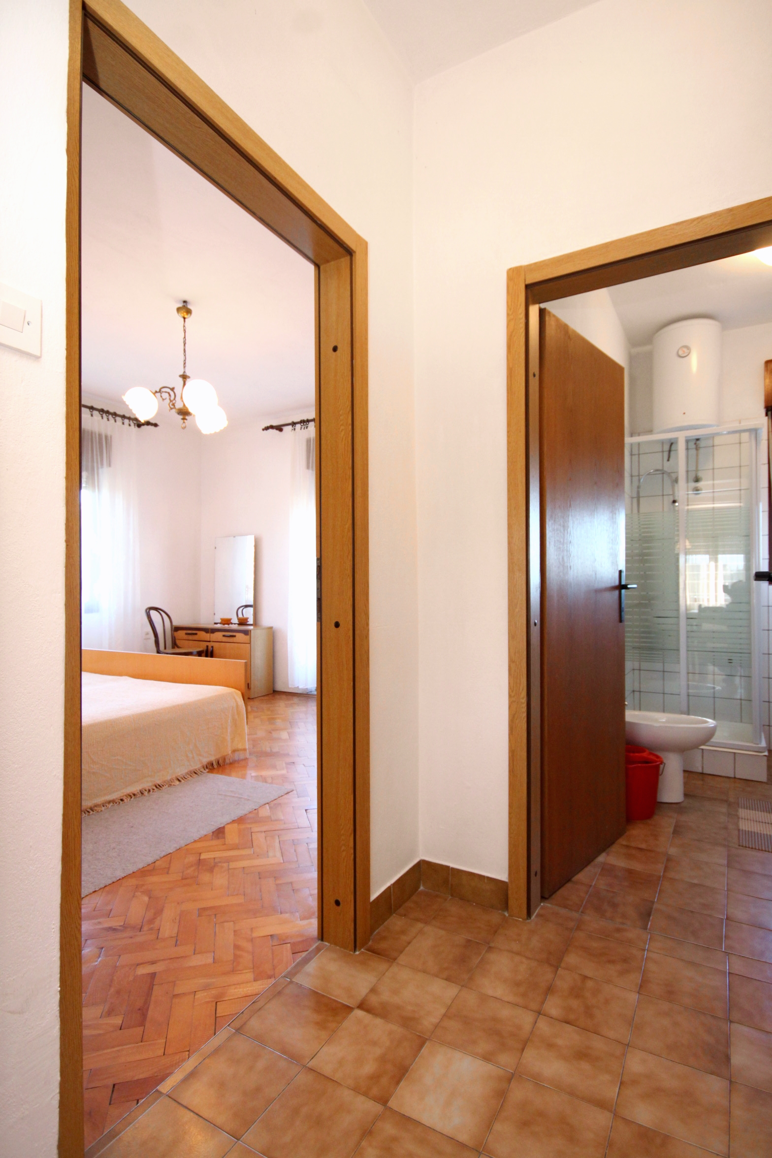Two bedroom apartment with terrace Ugljan  A-b