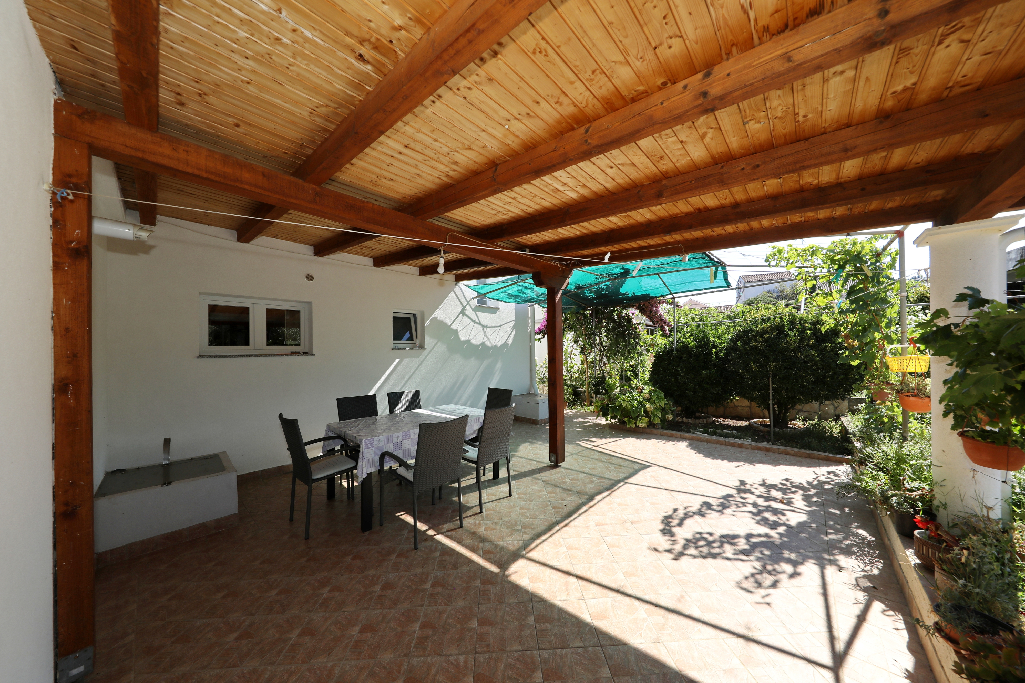 Two bedroom apartment with terrace Tkon, Pašman  A-a