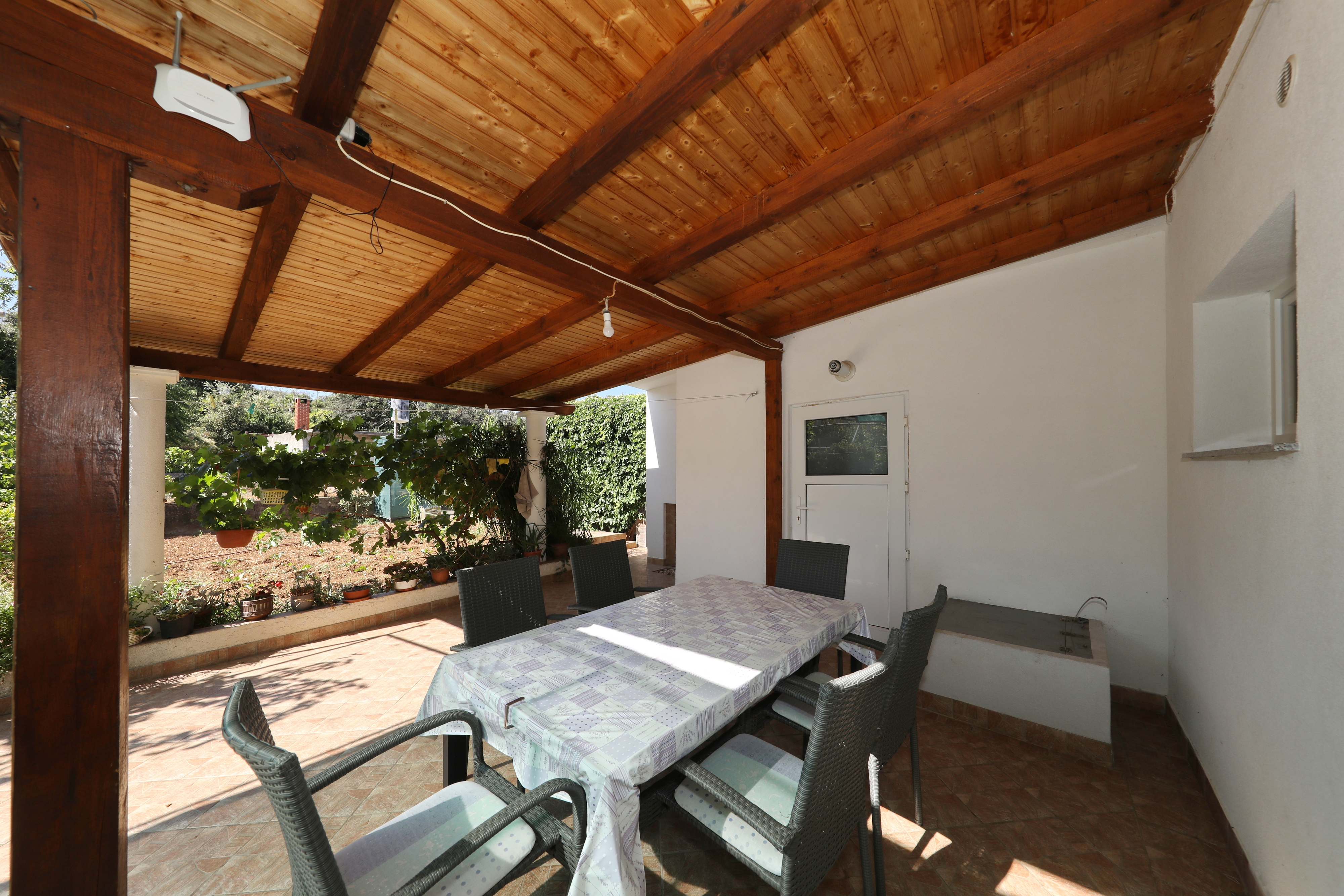 Two bedroom apartment with terrace Tkon, Pašman  A-a