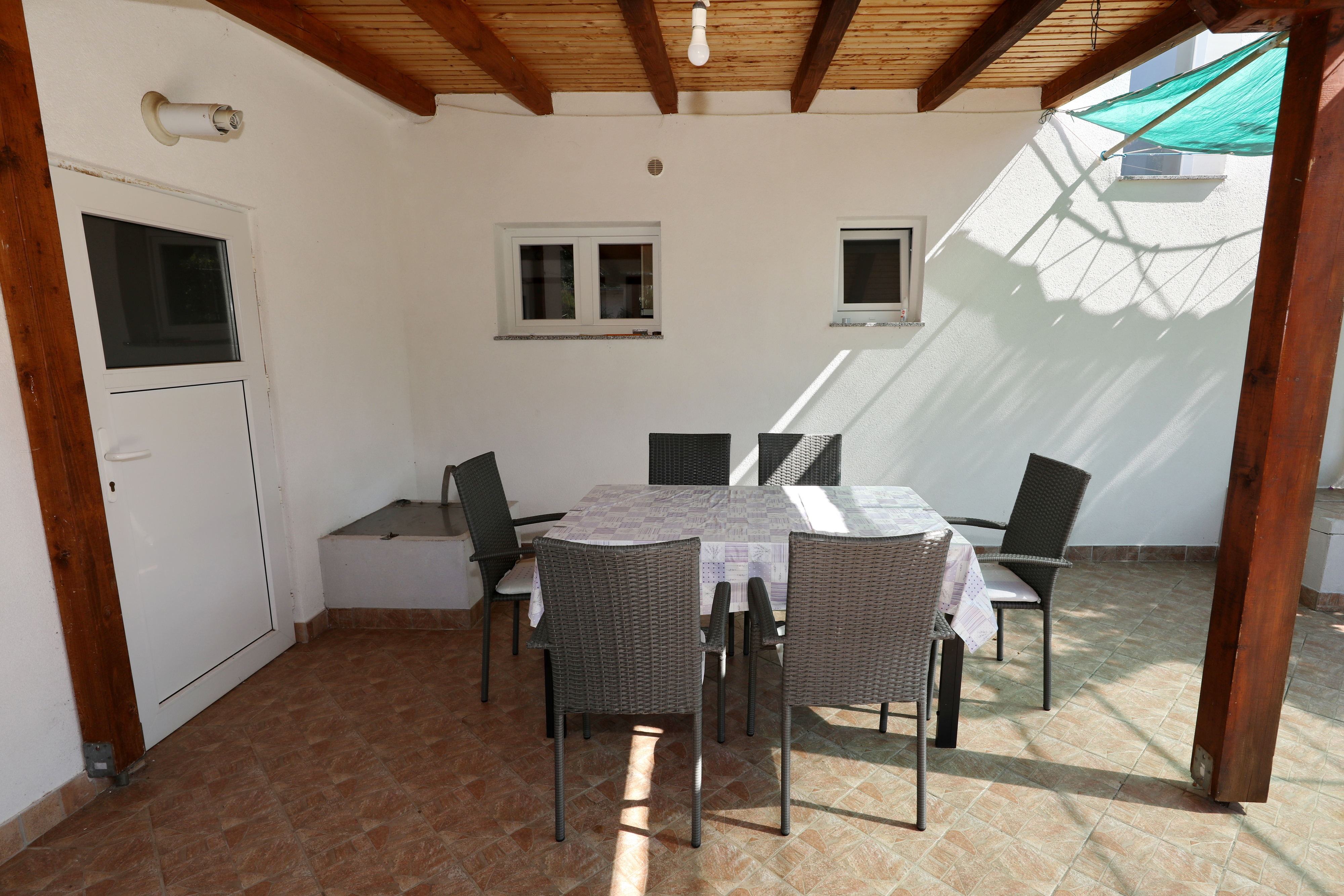 Two bedroom apartment with terrace Tkon, Pašman  A-a