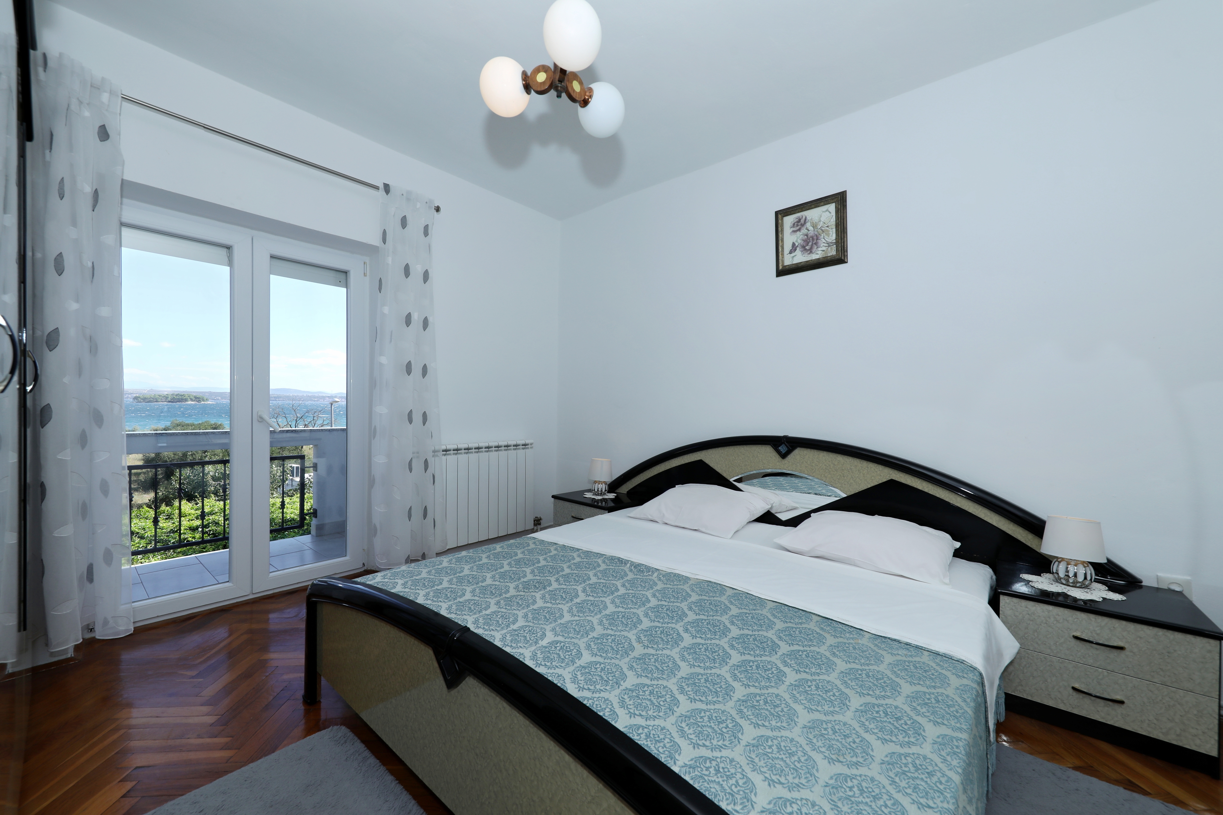 Two bedroom apartment with terrace and sea view Tkon, Pašman  A-b
