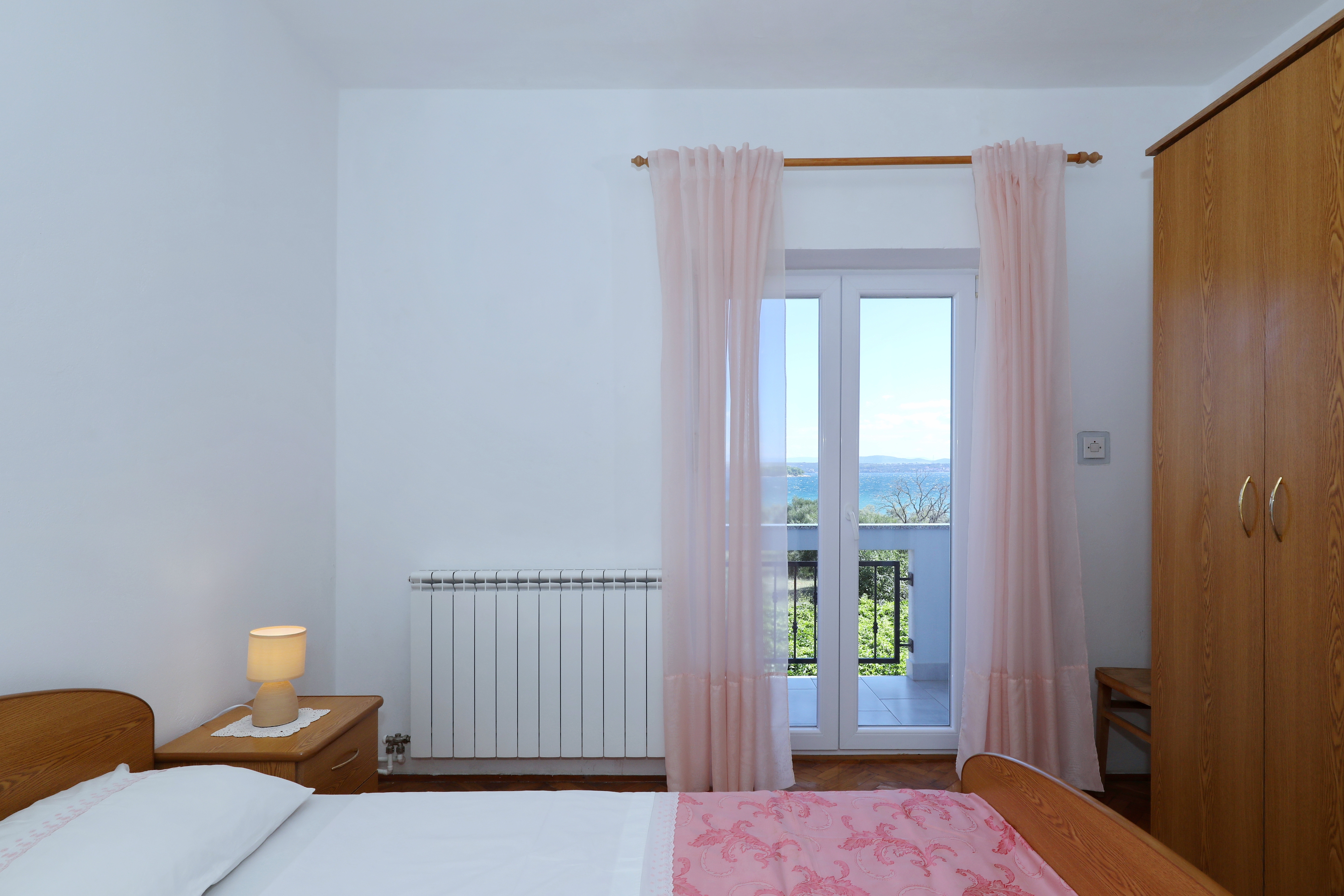 Two bedroom apartment with terrace and sea view Tkon, Pašman  A-b