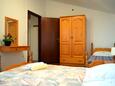 Dobropoljana, Bedroom 1 in the apartment, WiFi.