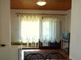 Dobropoljana, Living room in the apartment, air condition available and WiFi.