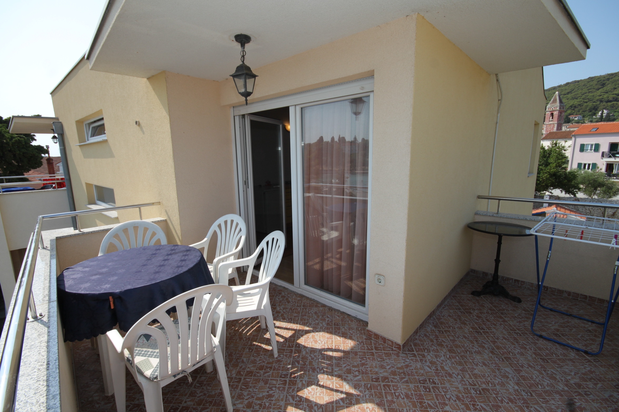 One bedroom apartment with terrace and sea view Preko, Ugljan  A-a