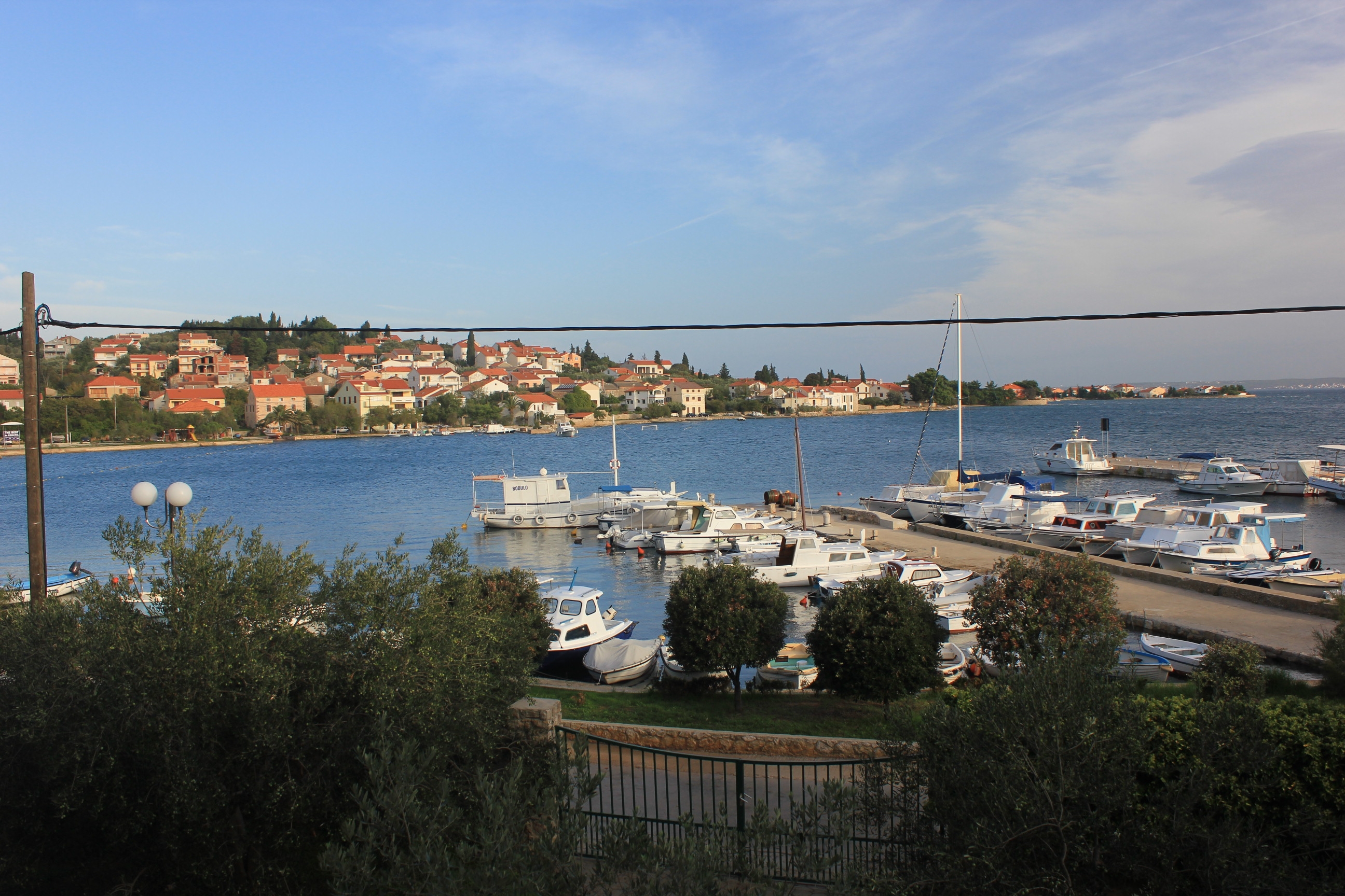 One bedroom apartment with terrace and sea view Preko, Ugljan  A-f