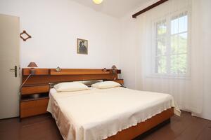 Apartmaji s parkingom Lastovo - 8322