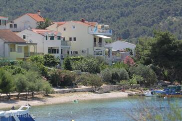 Grebaštica, Šibenik, Объект 8333 - Апартаменты вблизи моря с галечным пляжем.