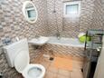 Bathroom Omiš, Bathroom in the apartment, WiFi.