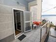 Terrace 2 Omiš, Terrace 2 in the apartment, with a sea view and WiFi.