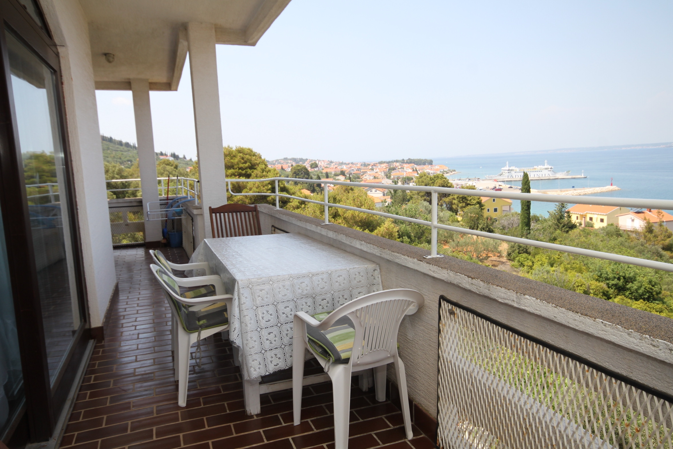 Two bedroom apartment with terrace and sea view Kali, Ugljan  A-a