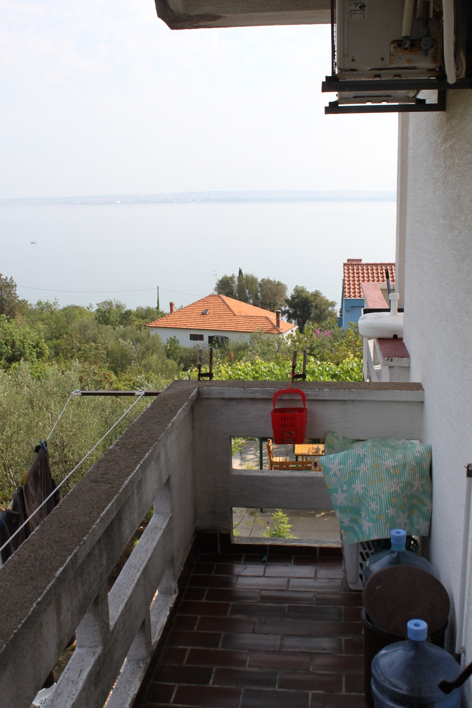 Three bedroom apartment with terrace and sea view Kali, Ugljan  A-c