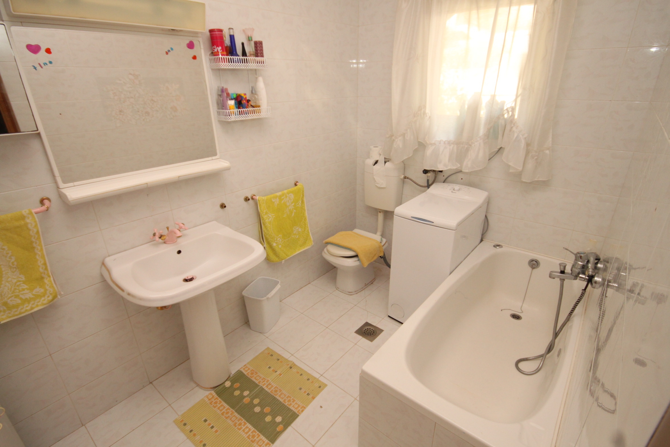 Three bedroom apartment with terrace and sea view Kali, Ugljan  A-c