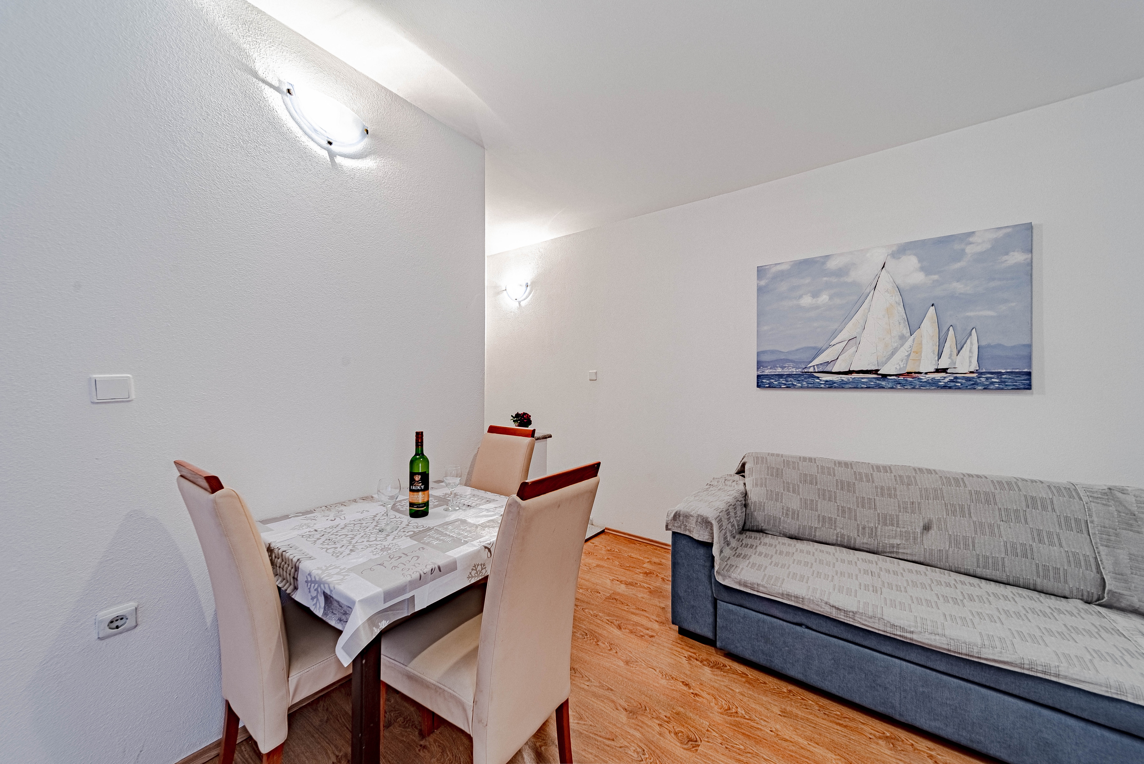 Top Lastovo Zaklopatica Top Lastovo Zaklopatica