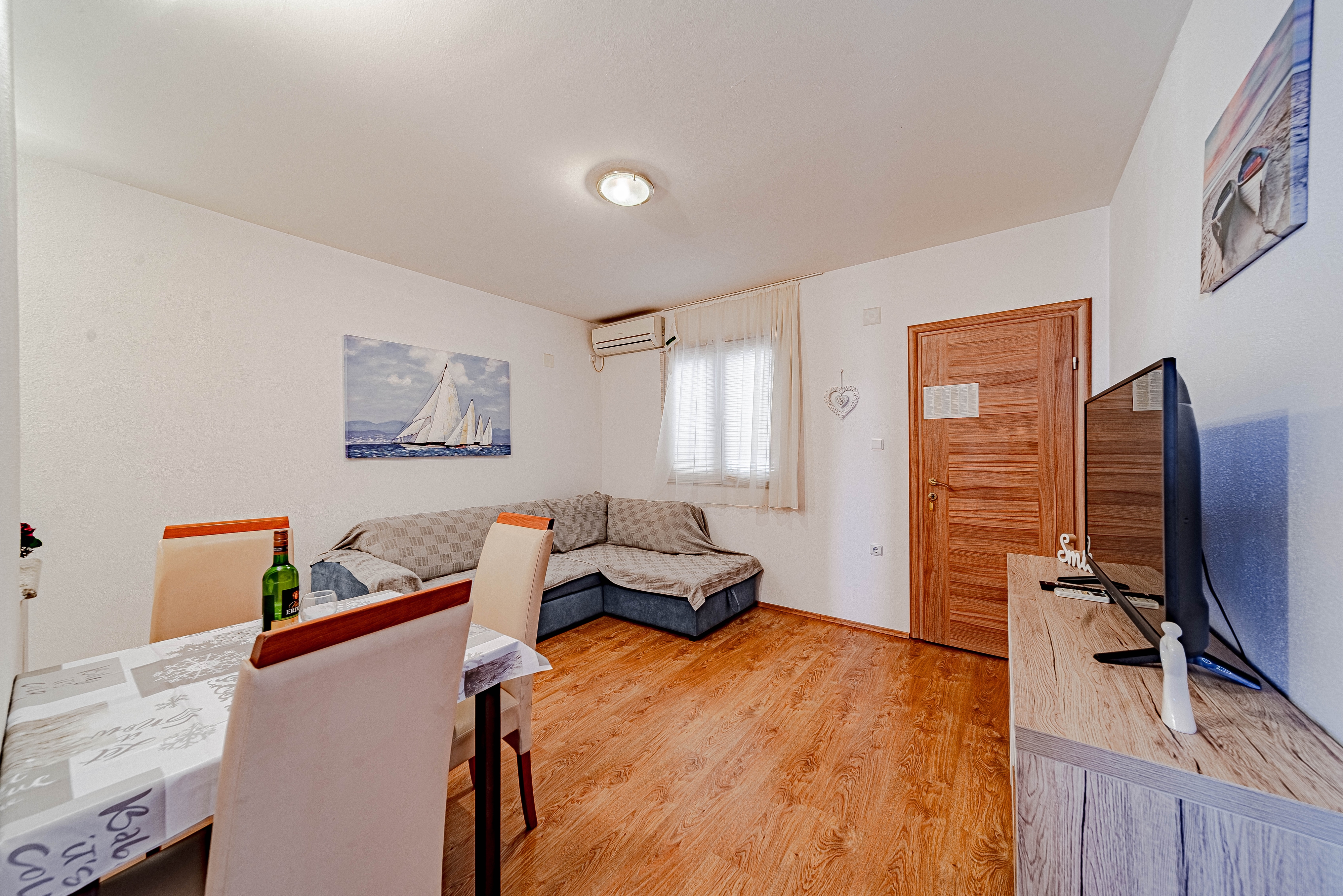 Top Lastovo Zaklopatica Top Lastovo Zaklopatica