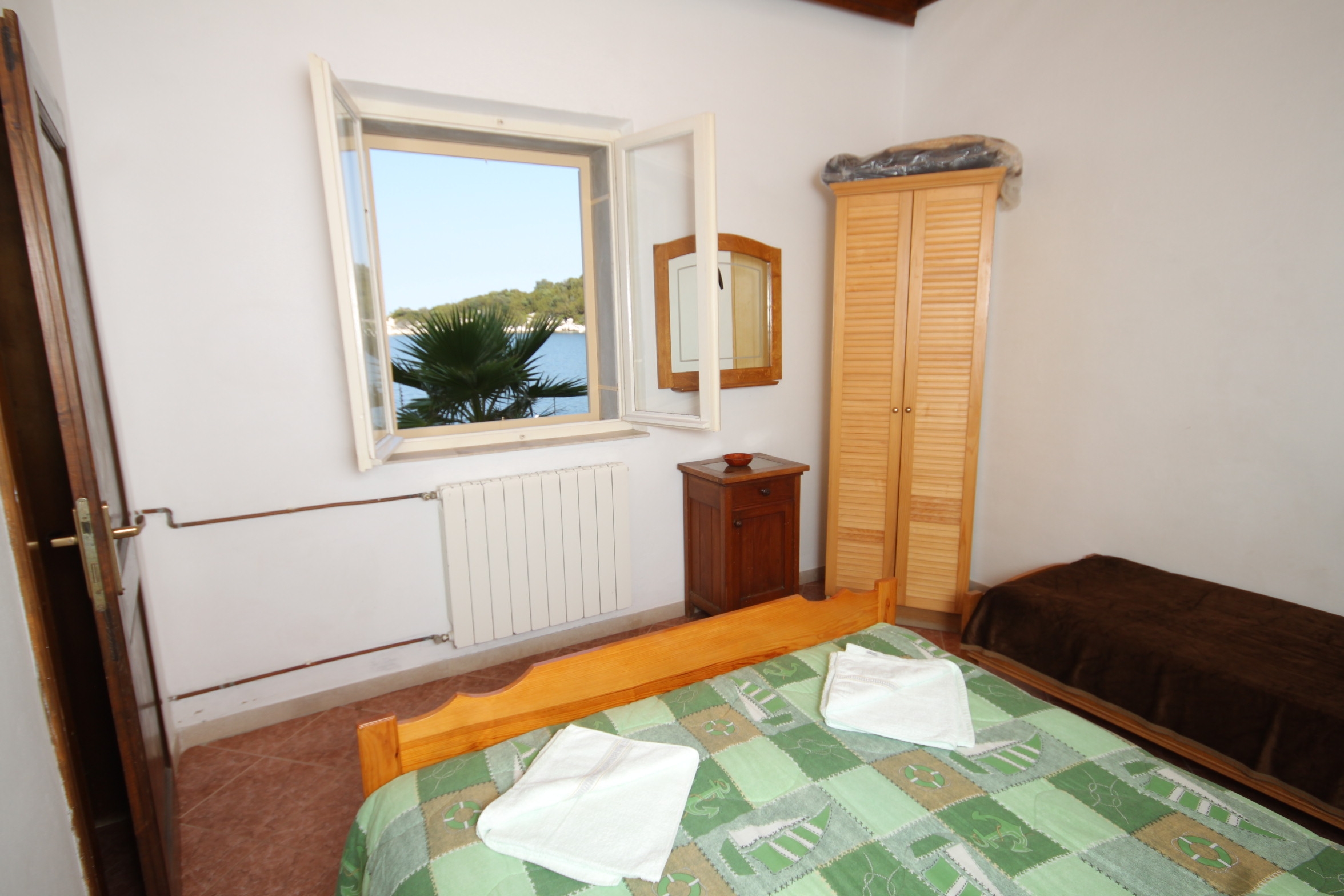 Top Lastovo Zaklopatica Top Lastovo Zaklopatica