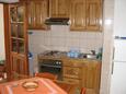 Zaklopatica, Kitchen in the apartment, (pet friendly) and WiFi.