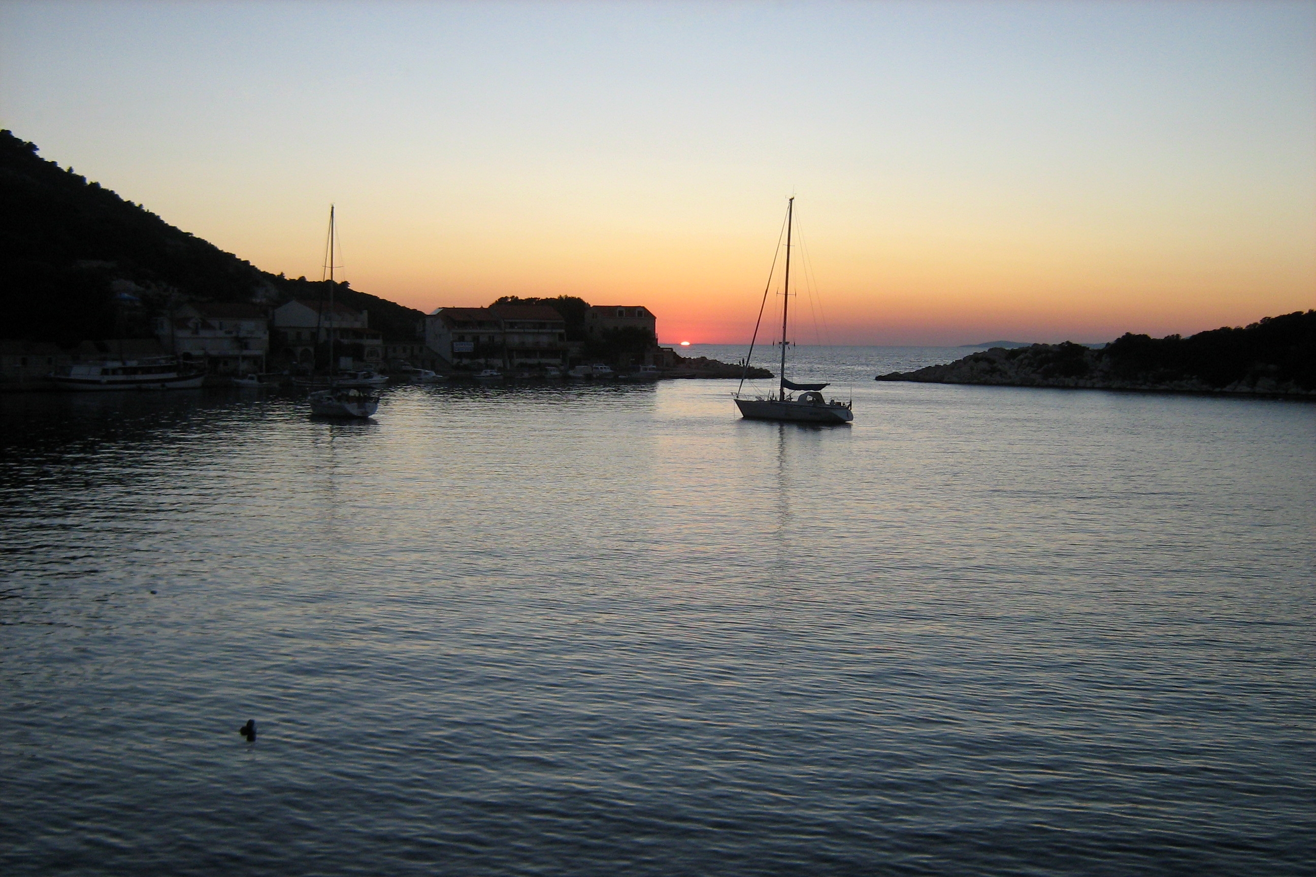 Top Lastovo Zaklopatica Top Lastovo Zaklopatica