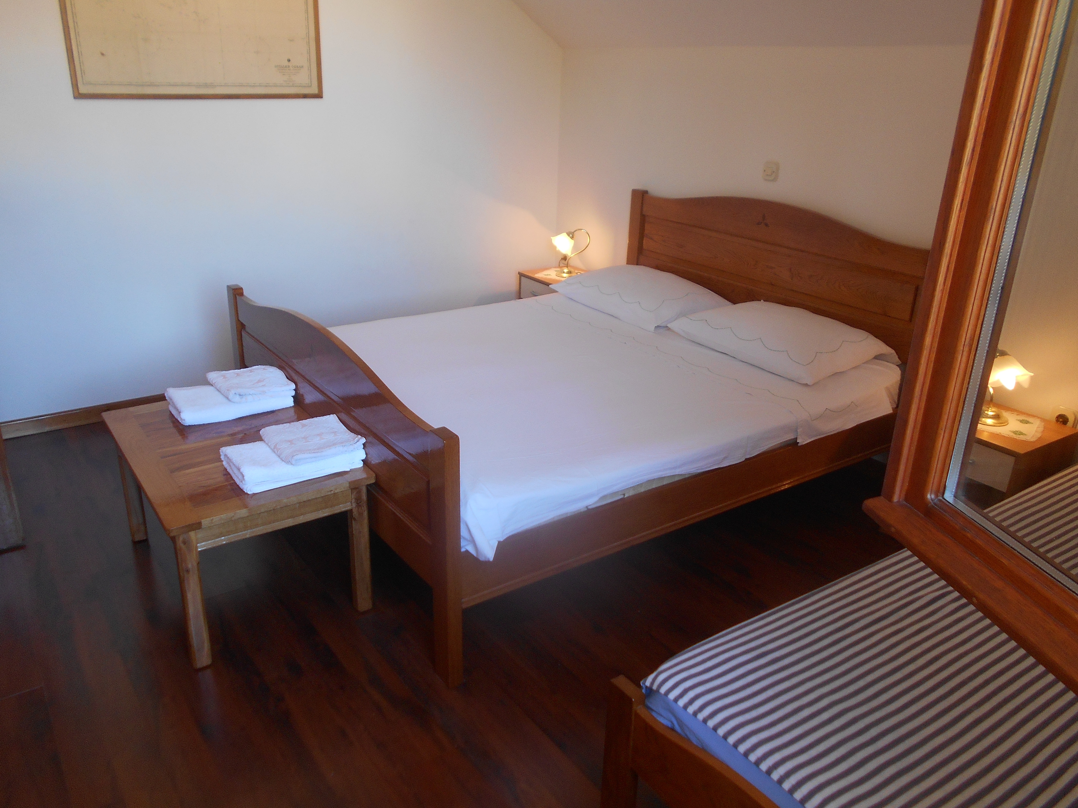 Top Lastovo Zaklopatica Top Lastovo Zaklopatica