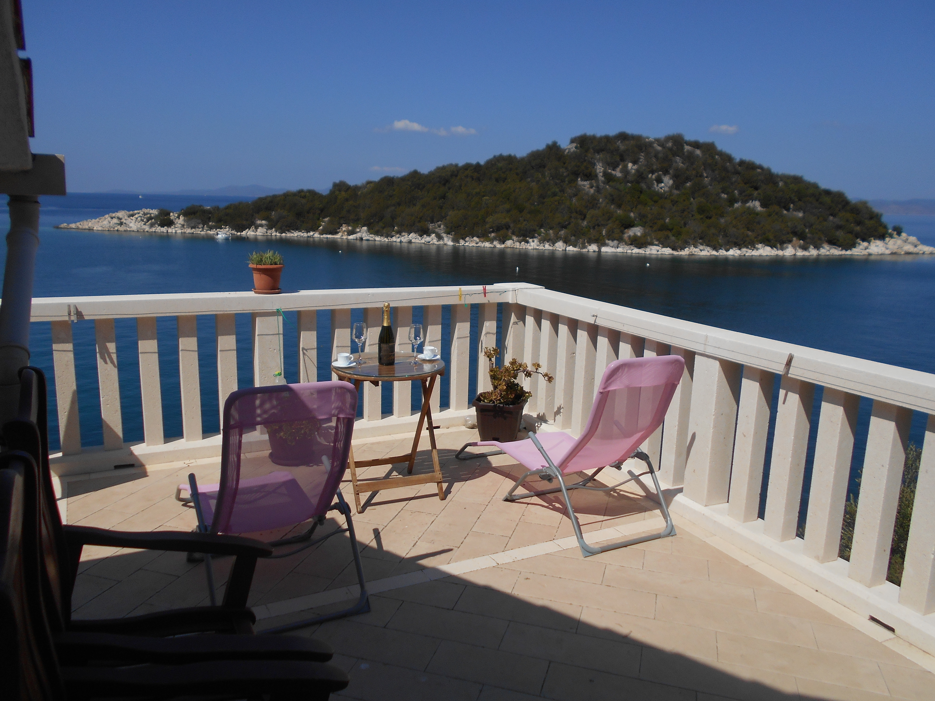 Top Lastovo Zaklopatica Top Lastovo Zaklopatica