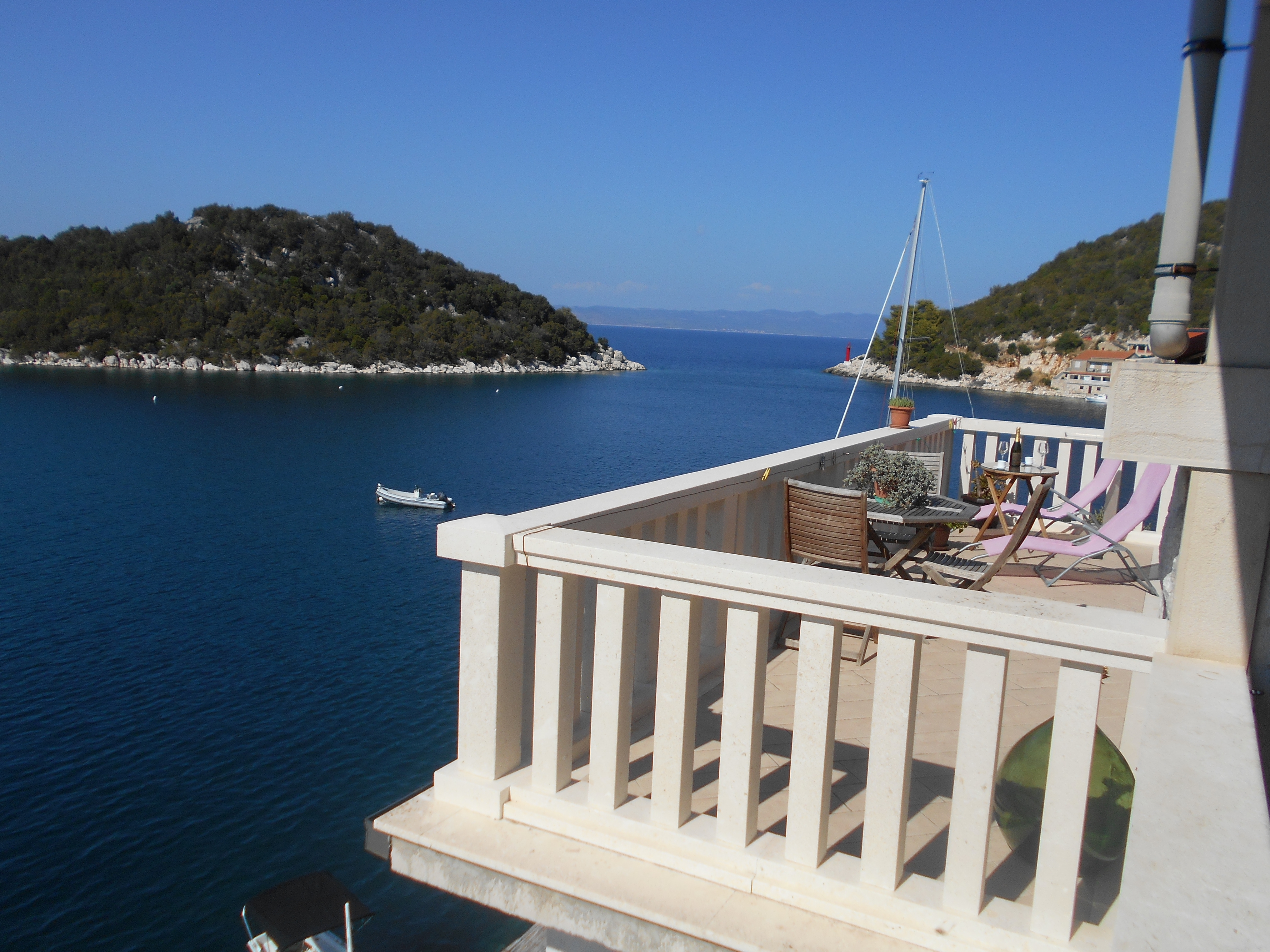 Top Lastovo Zaklopatica Top Lastovo Zaklopatica