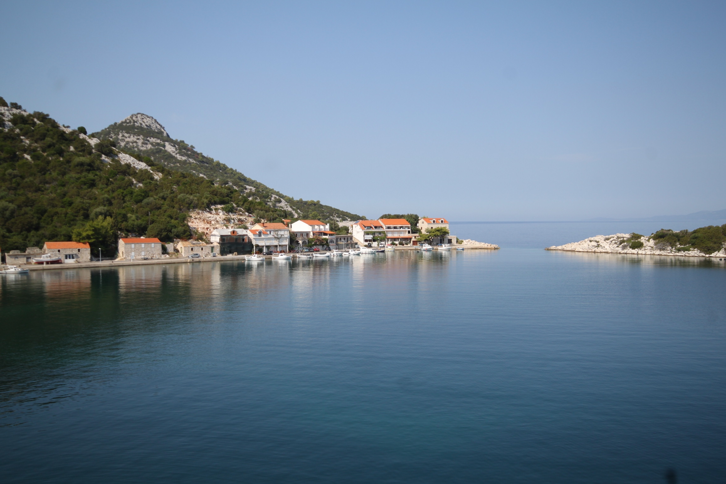 Top Lastovo Zaklopatica Top Lastovo Zaklopatica
