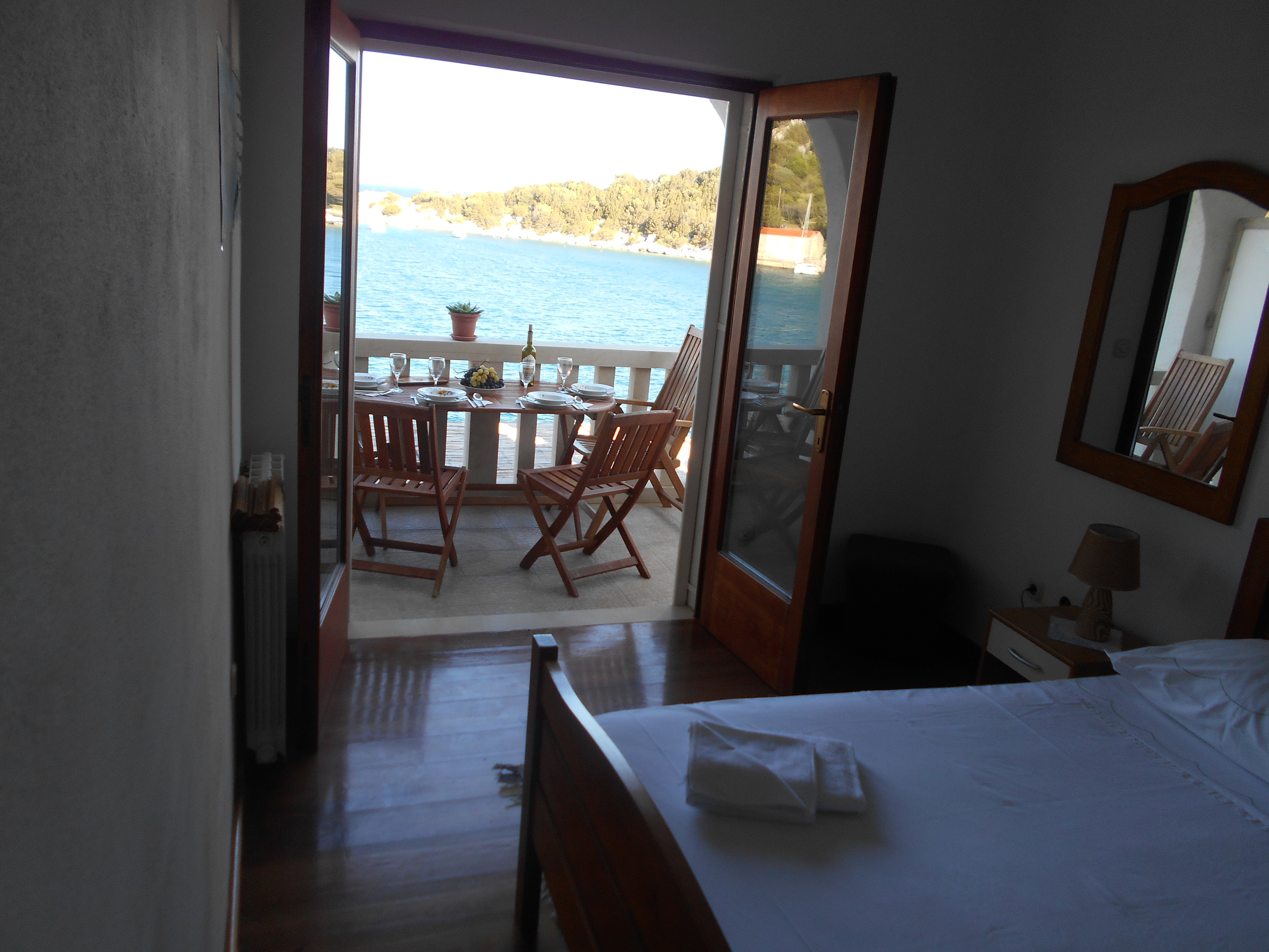 Top Lastovo Zaklopatica Top Lastovo Zaklopatica