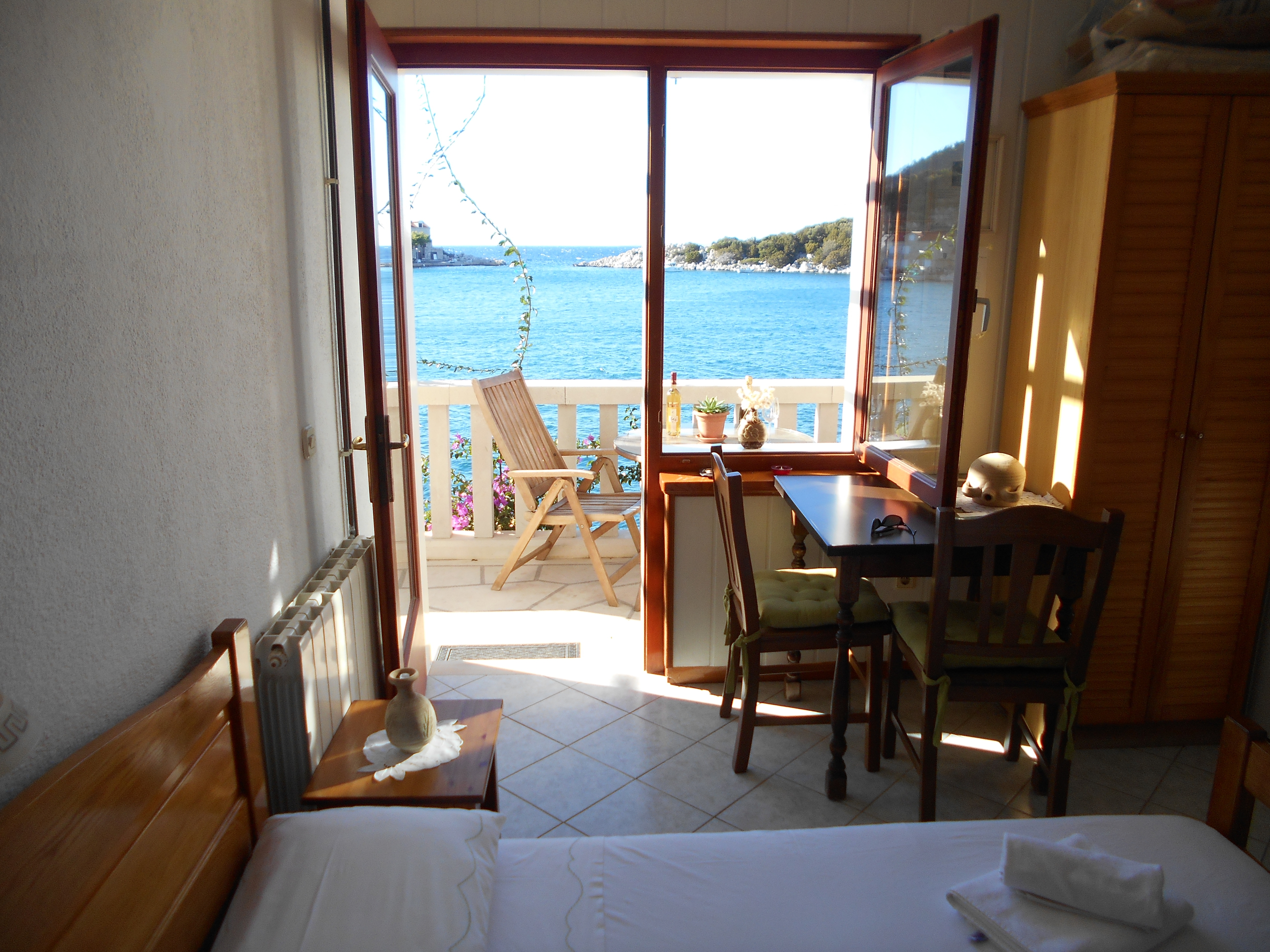 Studio flat near beach Zaklopatica, Lastovo (AS-8346-a)