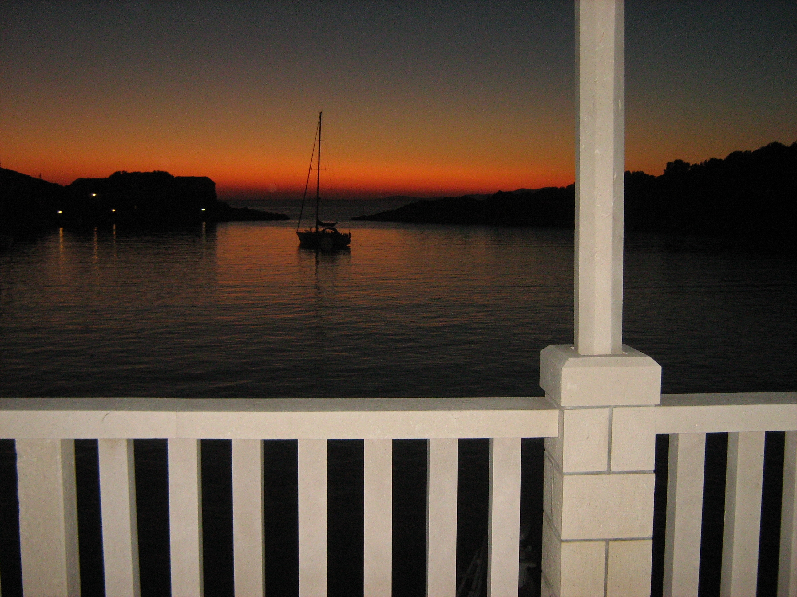 Top Lastovo Zaklopatica Top Lastovo Zaklopatica