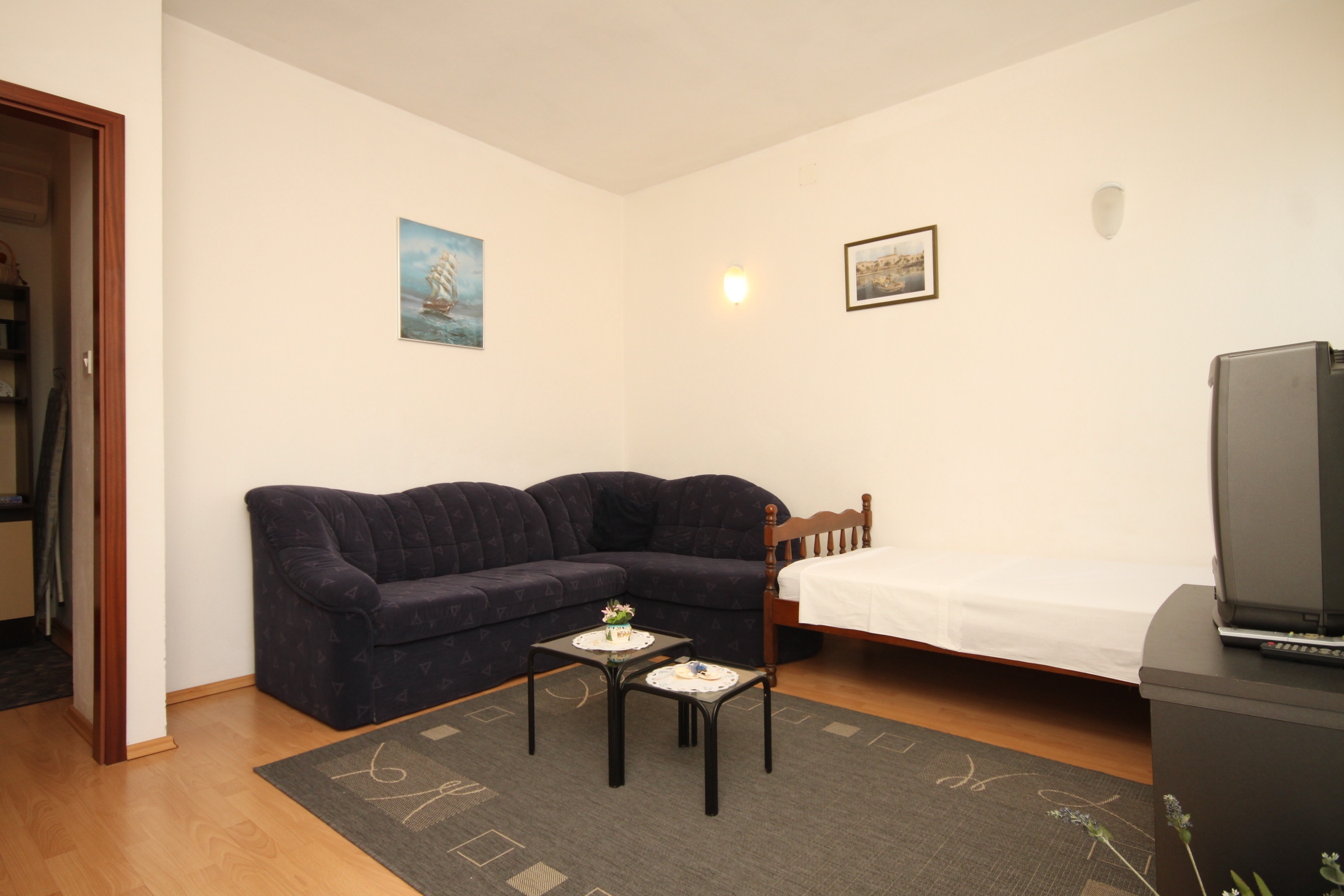 Top Lastovo Zaklopatica Top Lastovo Zaklopatica