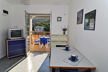 Pasadur, Comedor in the studio-apartment, air condition available y WiFi.