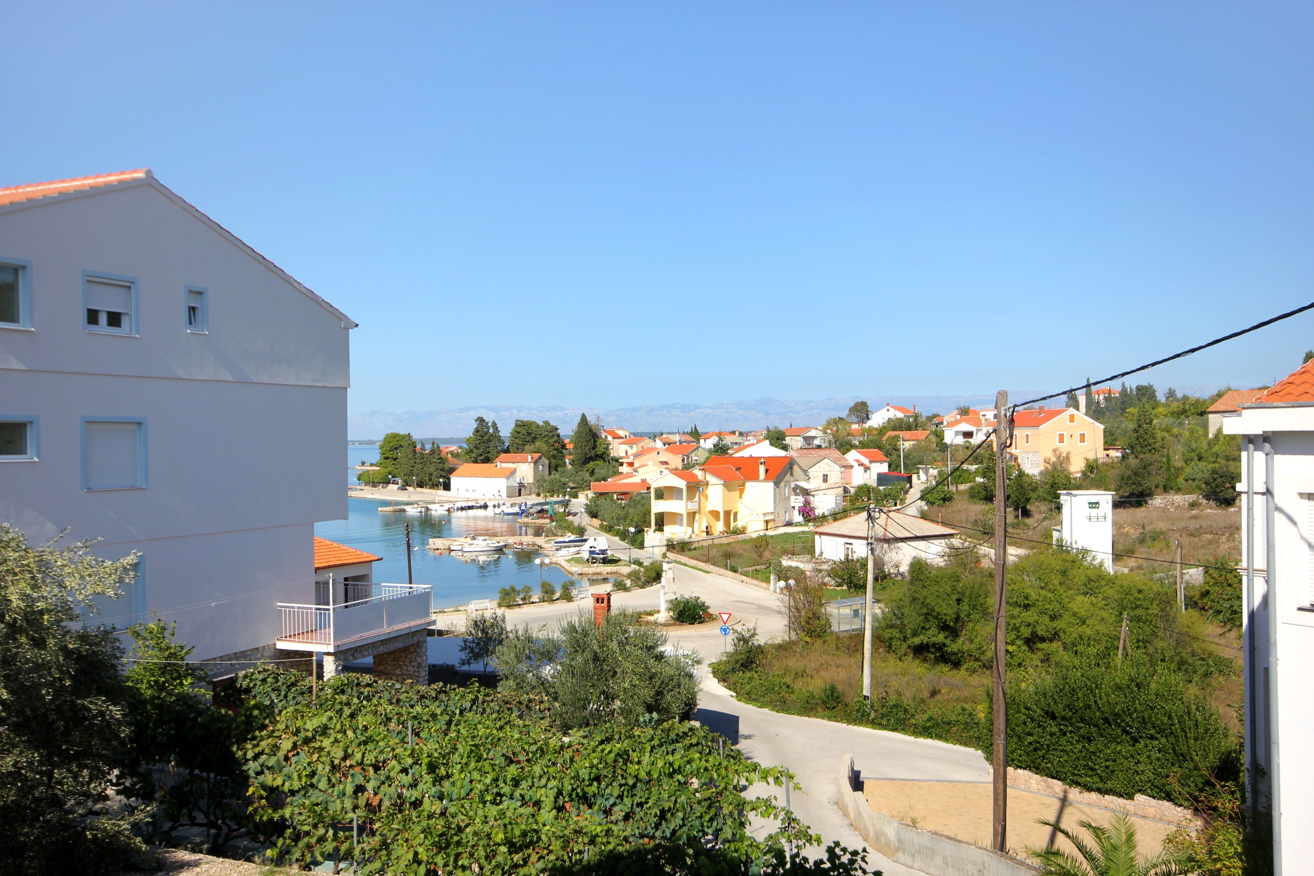 Two bedroom apartment with terrace and sea view Lukoran, Ugljan  A-a