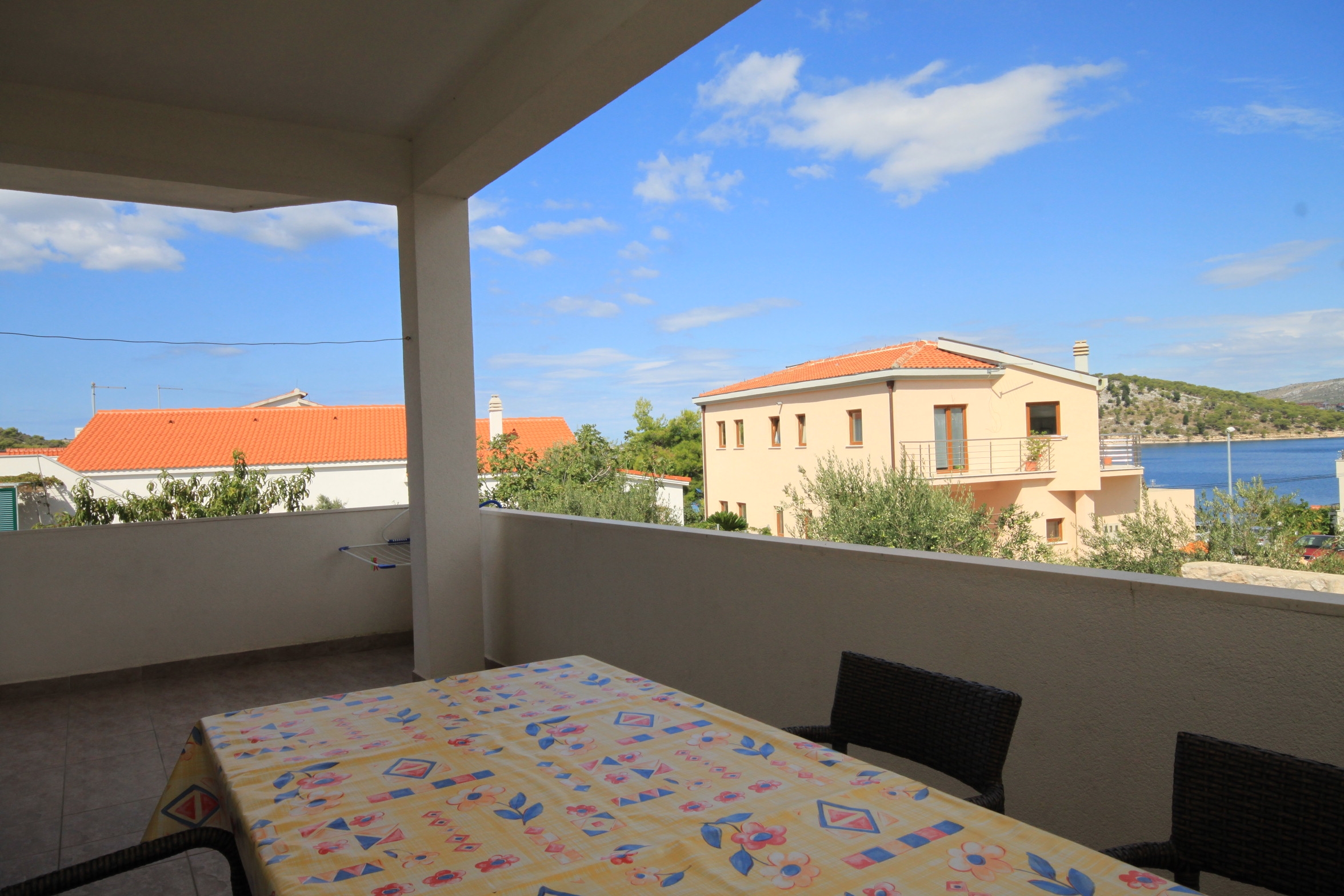 Two bedroom apartment with terrace Ražanj, Rogoznica (A-8361-a)