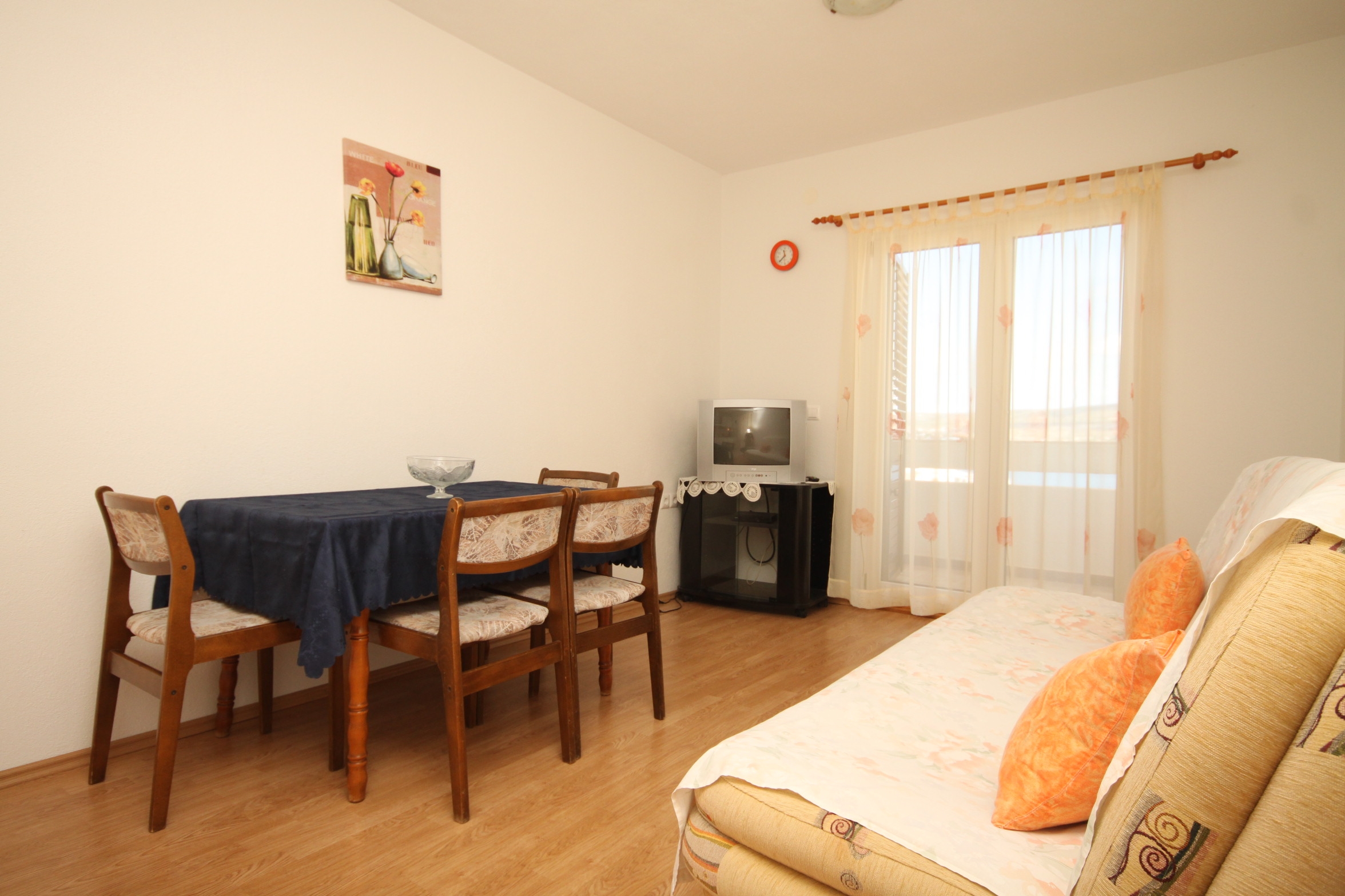 One bedroom apartment with balcony and sea view Ražanj, Rogoznica (A-8361-b) One bedroom apartment with balcony and sea view Ražanj, Rogoznica (A-8361-b)