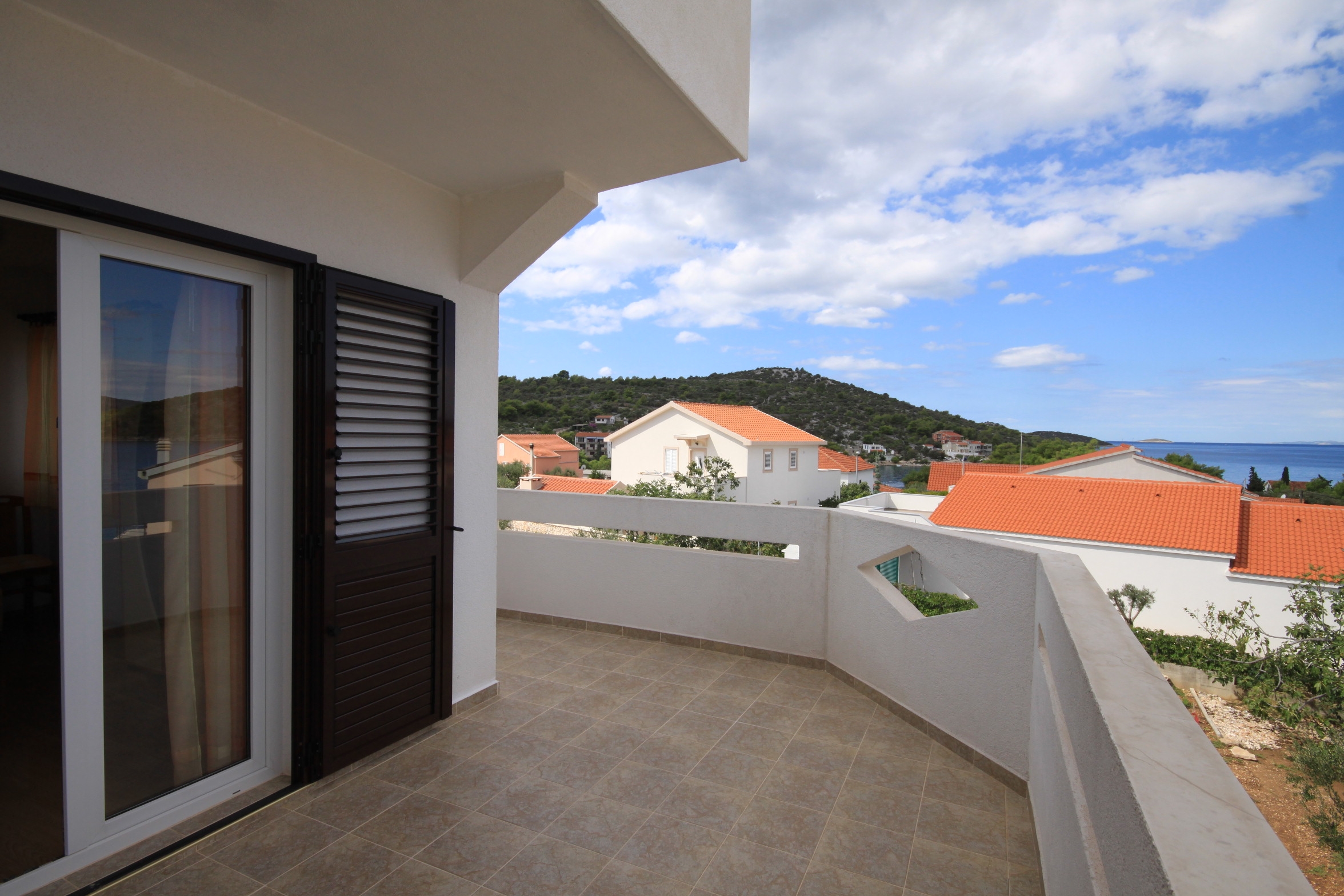 One bedroom apartment with terrace and sea view Ražanj, Rogoznica  A-c