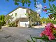 Szálláshely Ždrelac, Pašman, Szálláshely 8362 - Apartmanok a tenger közelében kavicsos stranddal.