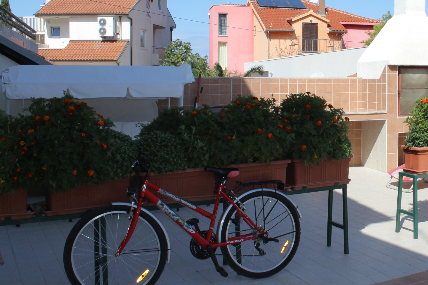 Two bedroom apartment near beach Bilo, Primošten  A-a