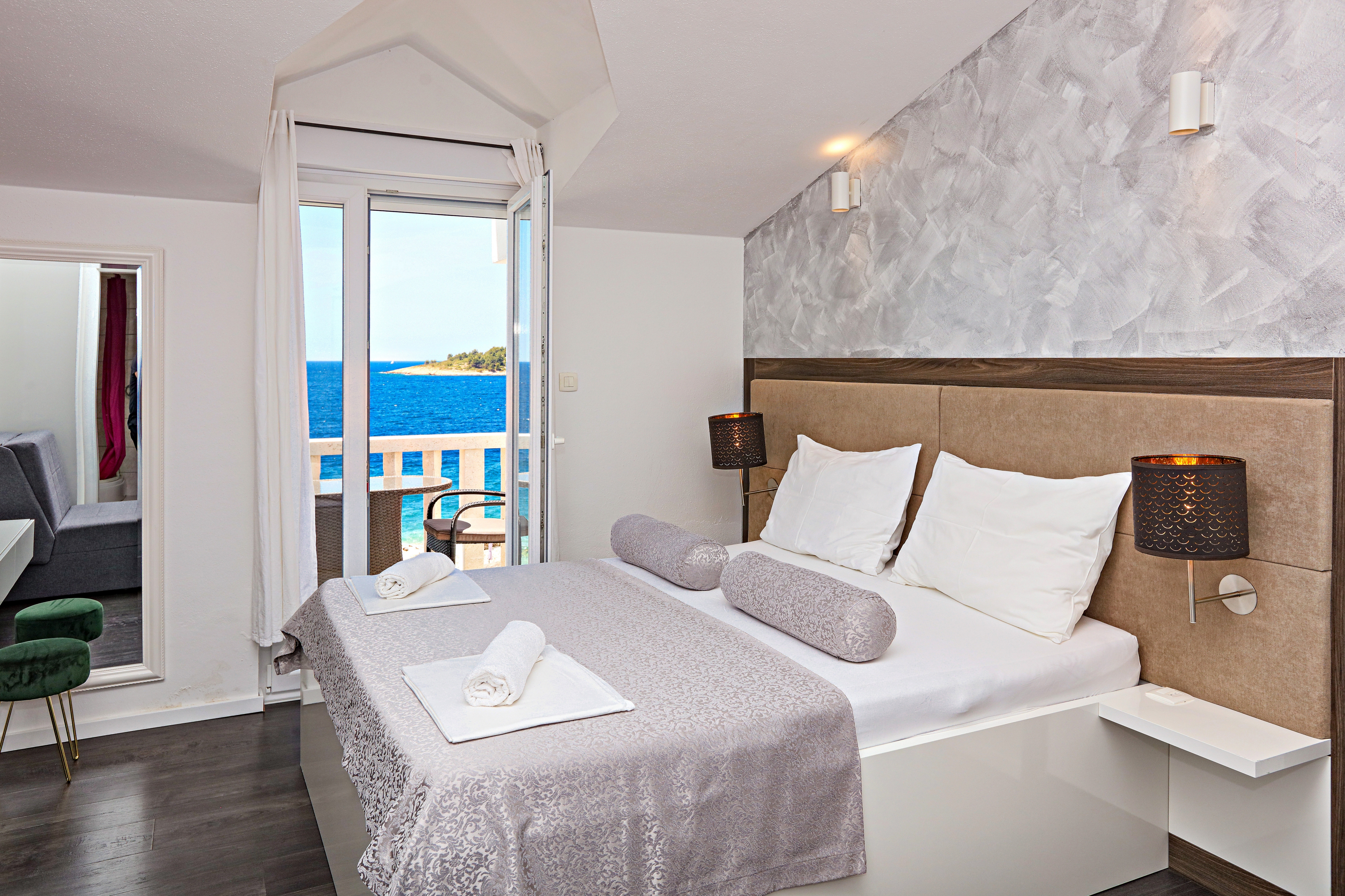 Studio flat near beach Zečevo Rtić, Rogoznica (AS-8366-a)