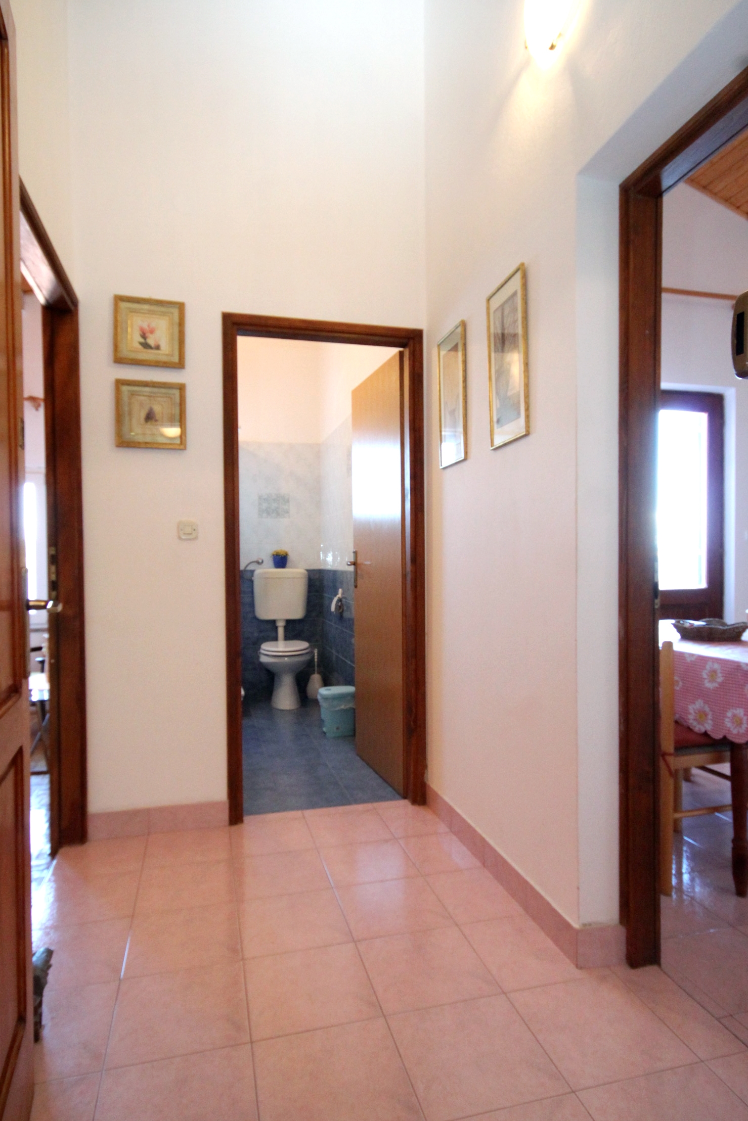 One bedroom apartment near beach Kali, Ugljan  A-b